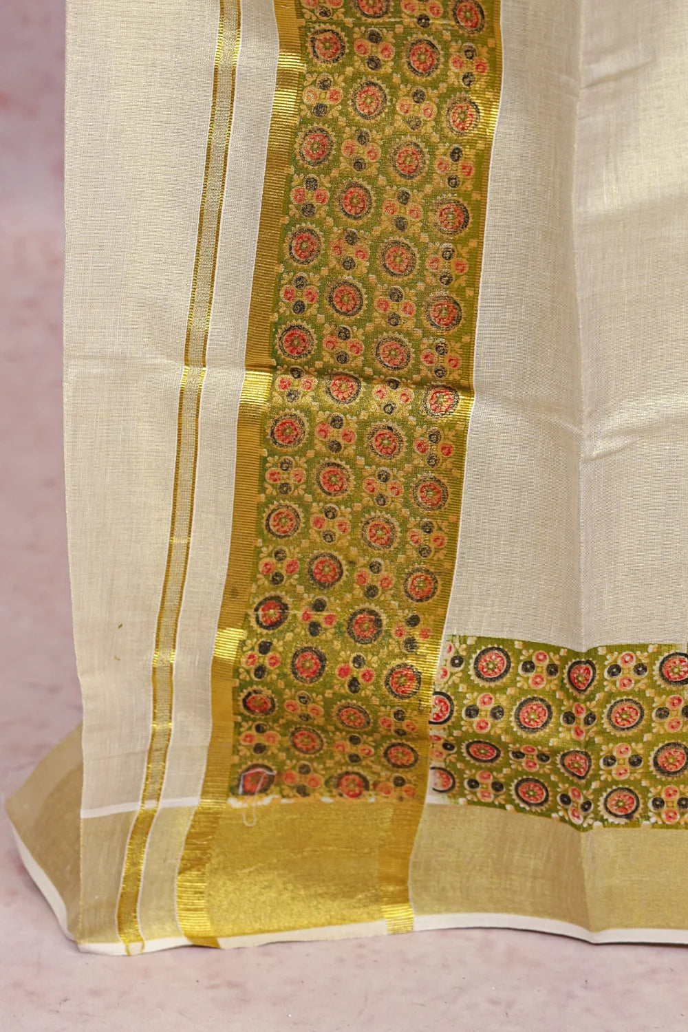 Golden Tissue Kerala Set Mundu