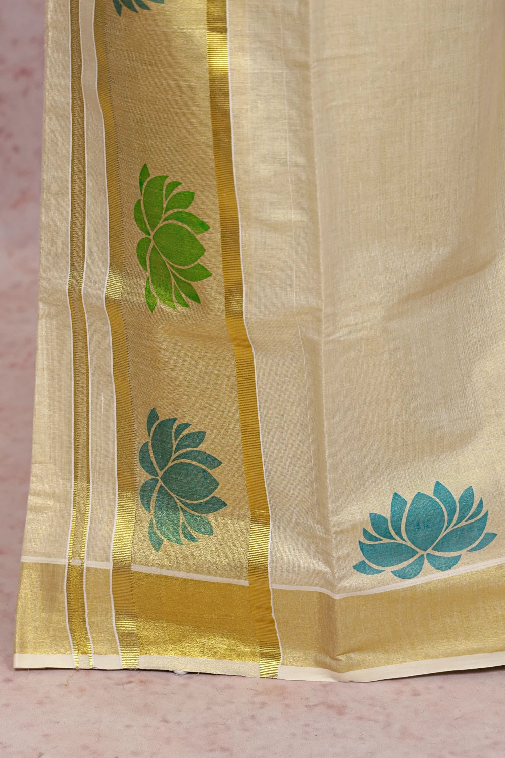 Golden Tissue Kerala Set Mundu