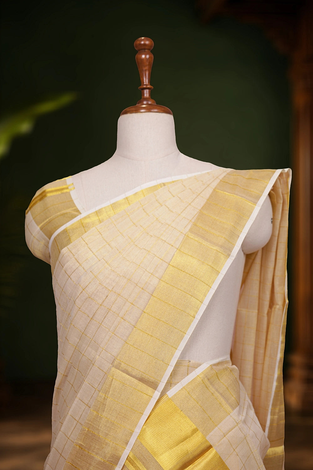 Golden Tissue Kerala Set Mundu