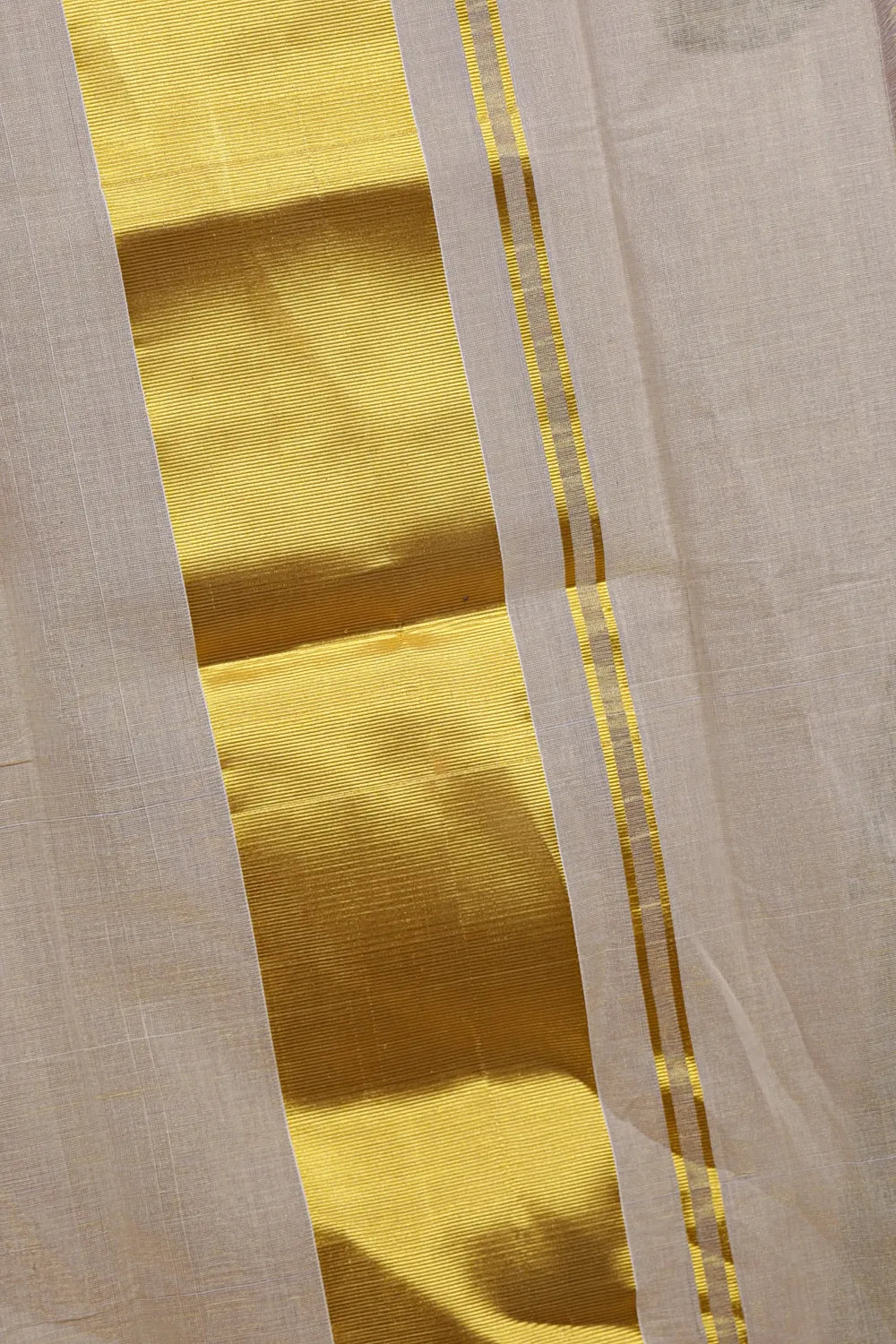 Golden Tissue Kerala Set Mundu