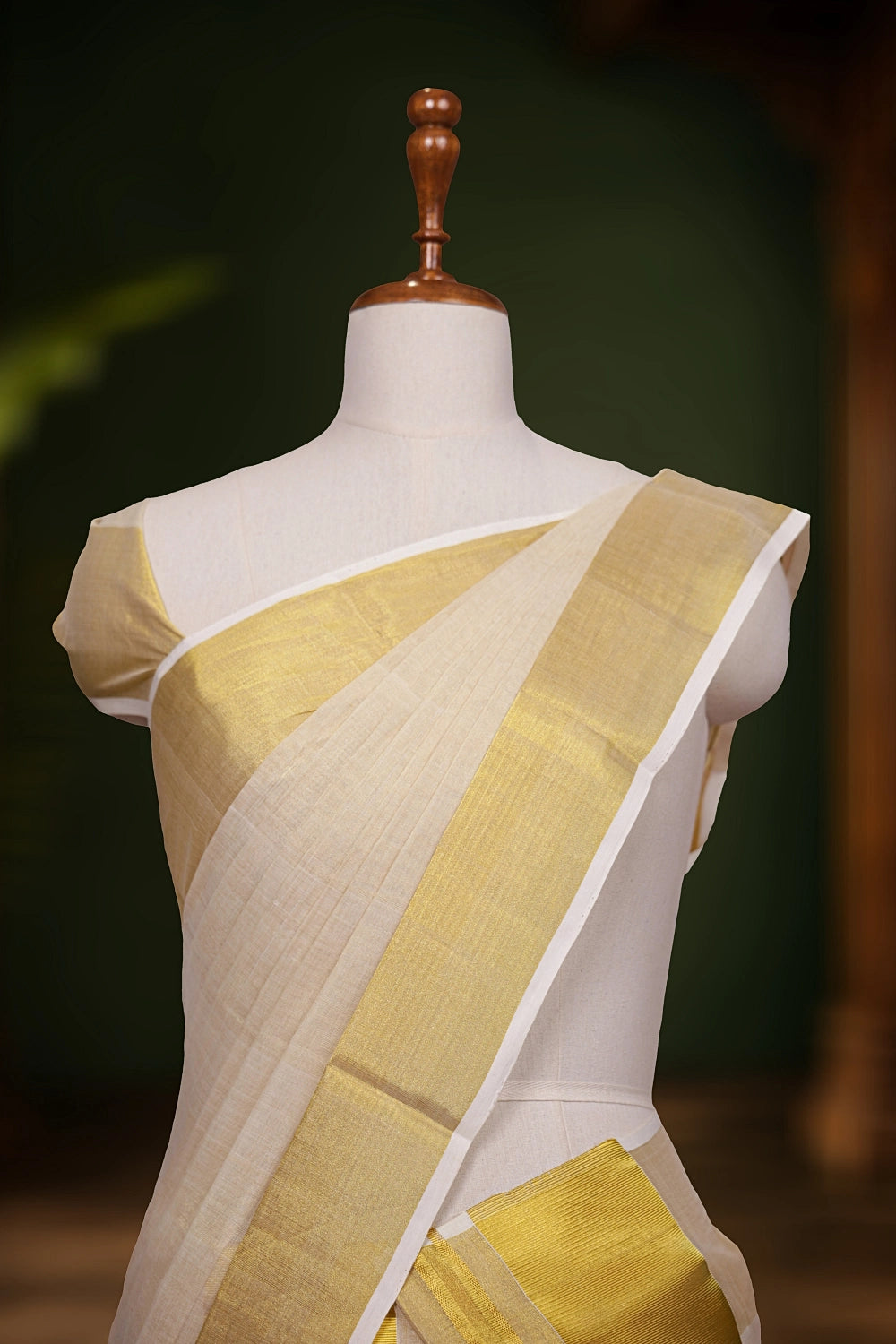 Golden Tissue Kerala Set Mundu