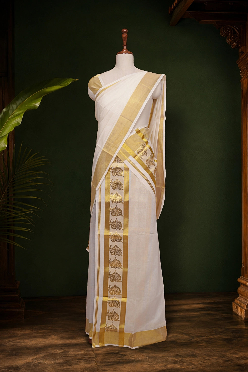 Off White Cotton Kerala Set Mundu