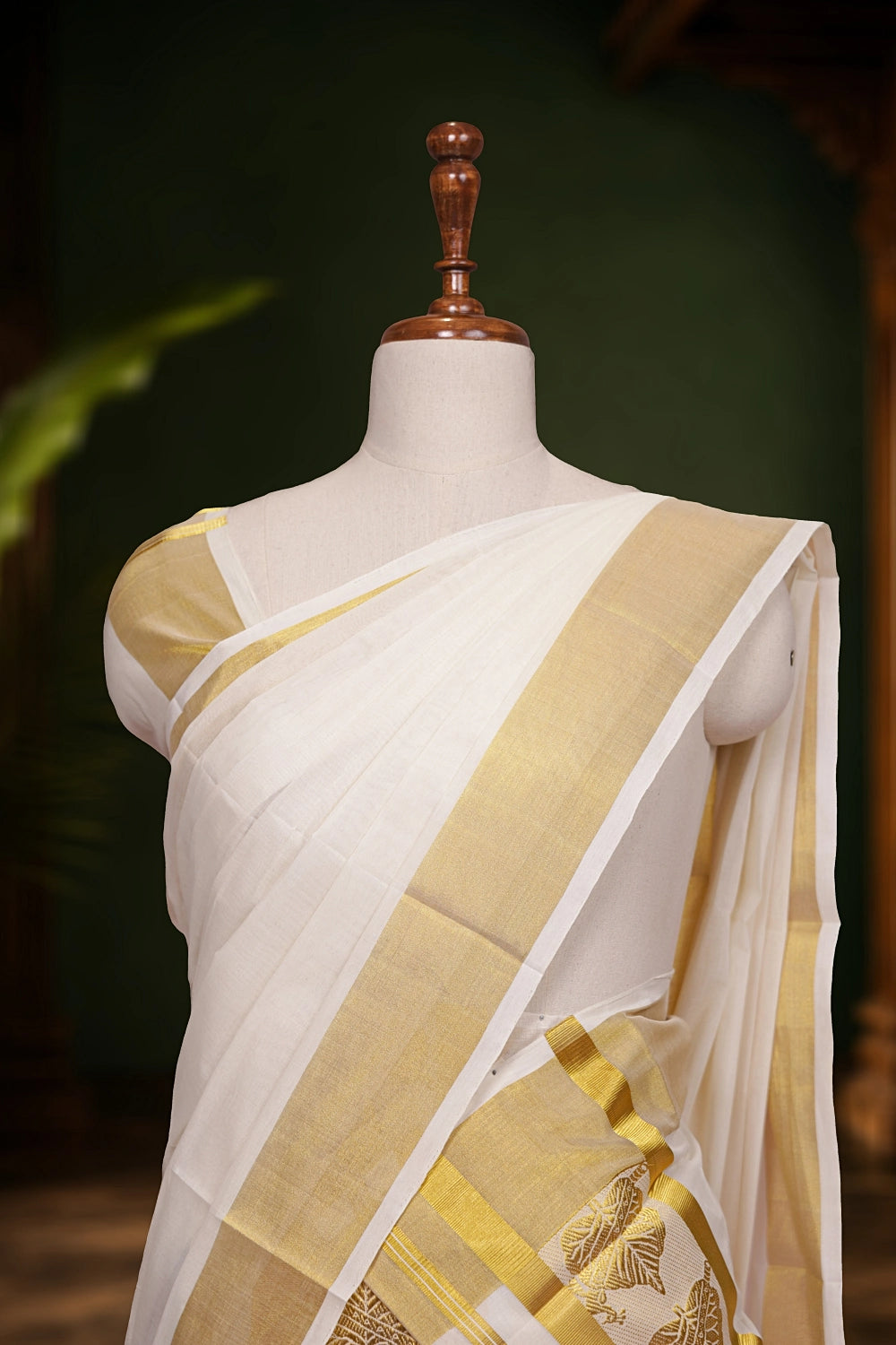 Off White Cotton Kerala Set Mundu