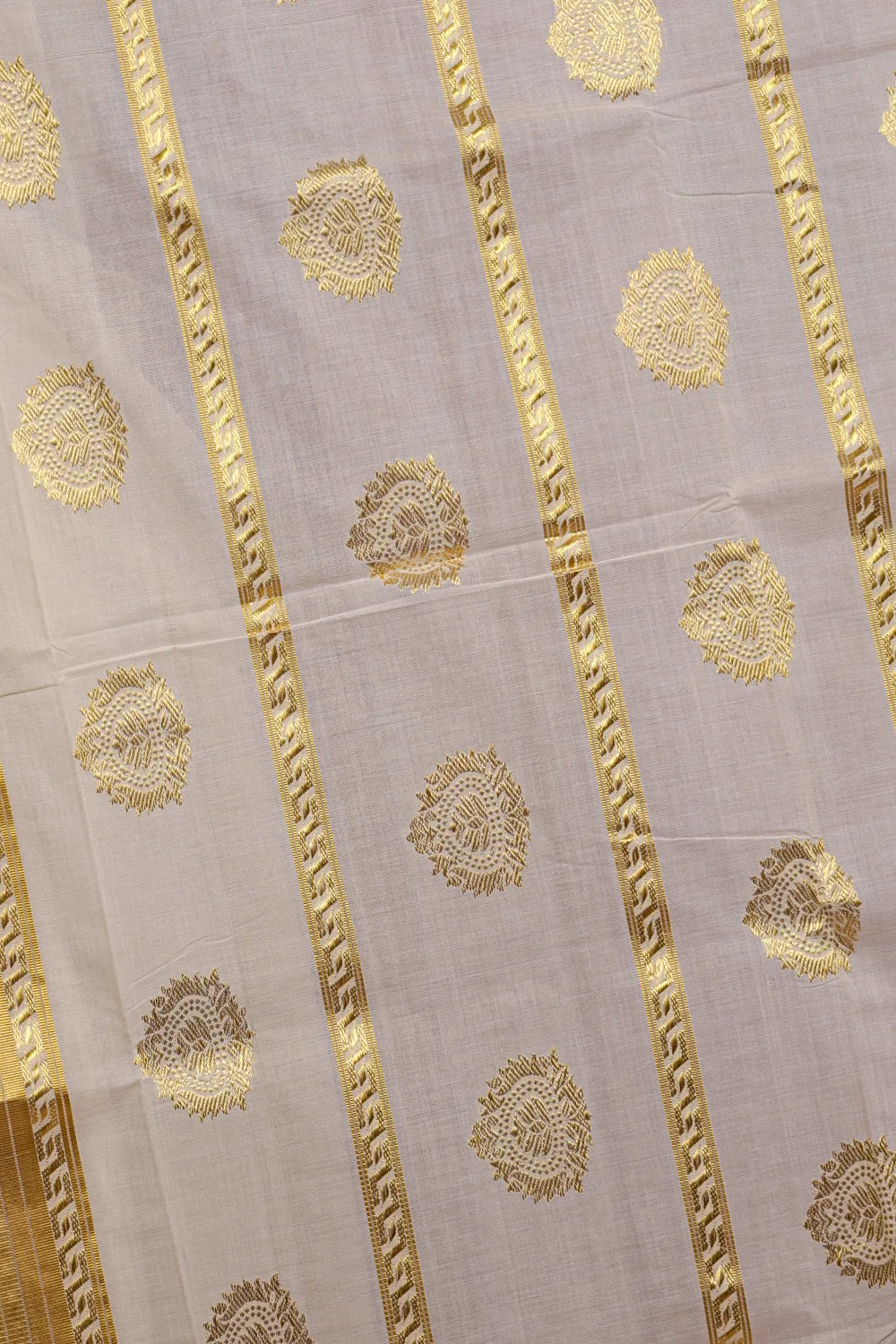 Off White Cotton Kerala Saree - Seematti