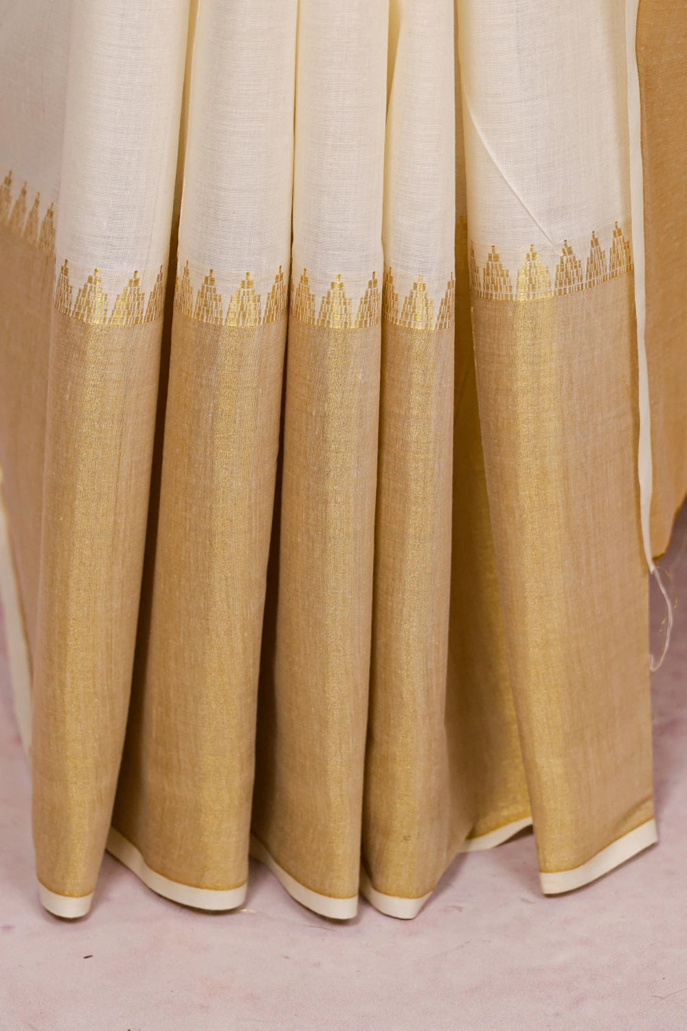 Off White Cotton Kerala Saree