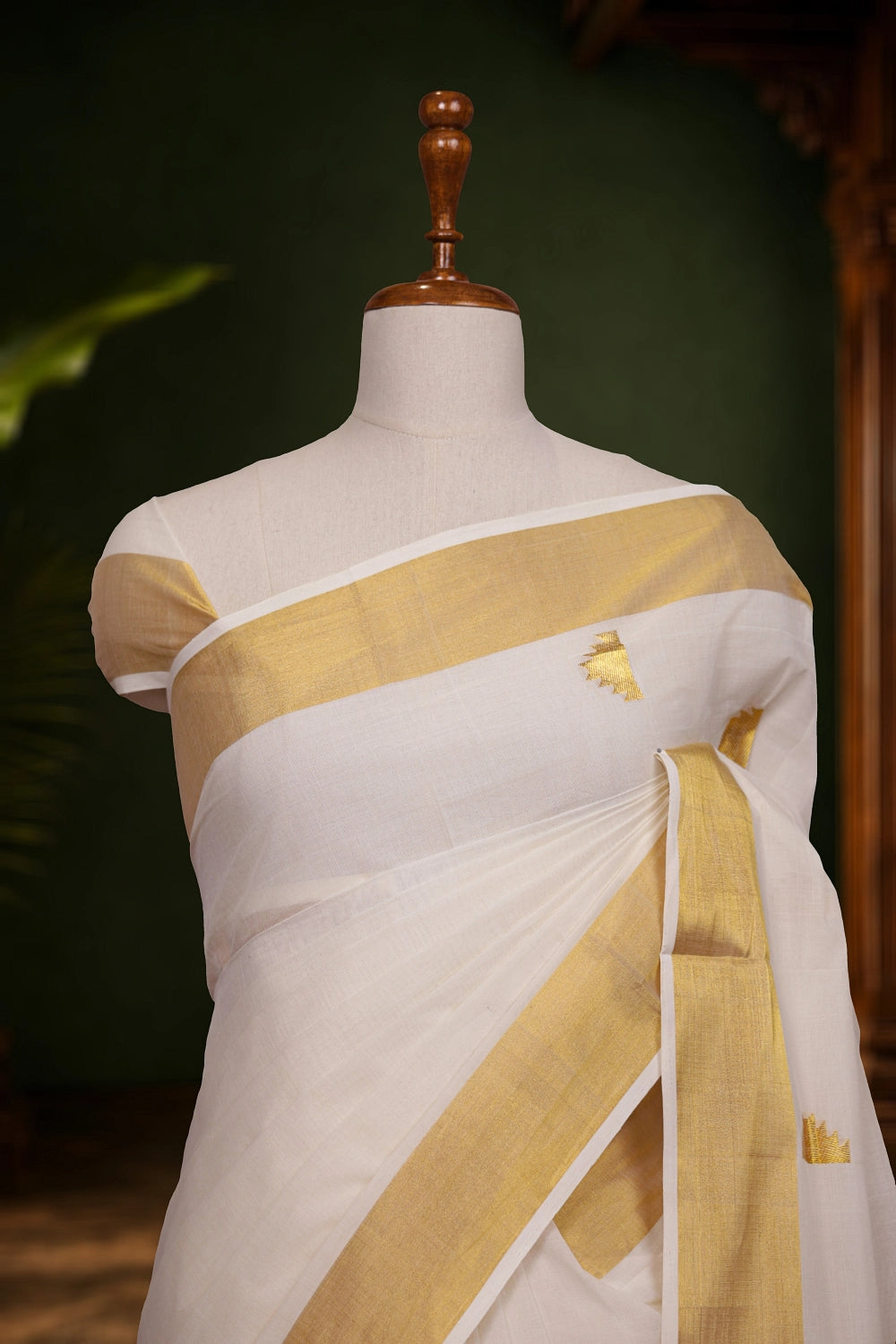 Off White Cotton Kerala Saree