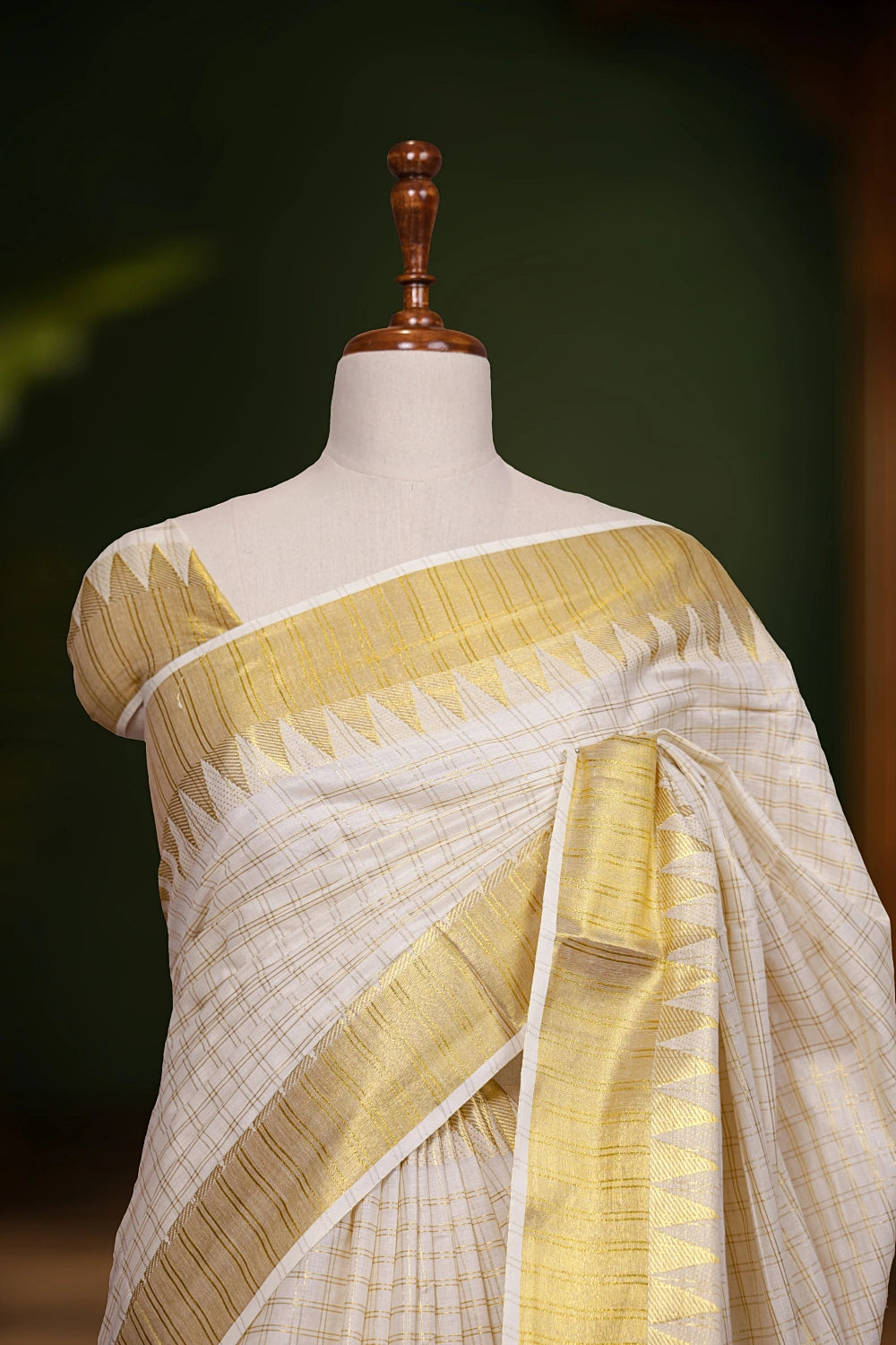 Off White Cotton Kerala Saree - Seematti