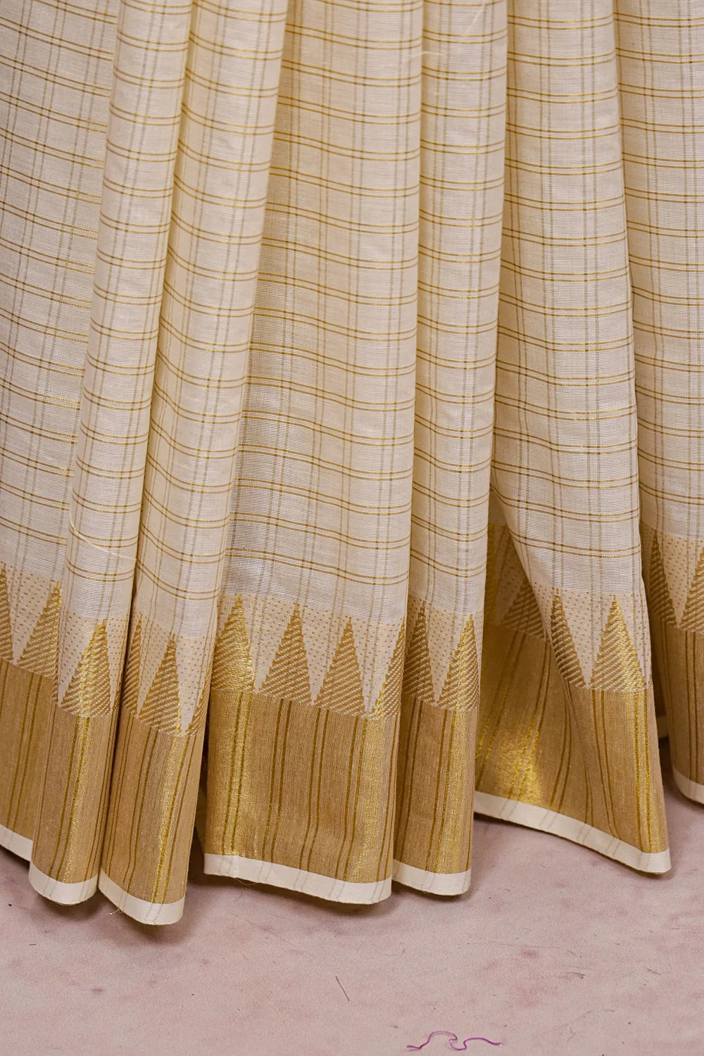 Off White Cotton Kerala Saree - Seematti
