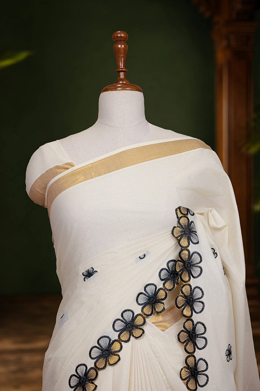 Off White Cotton Kerala Saree