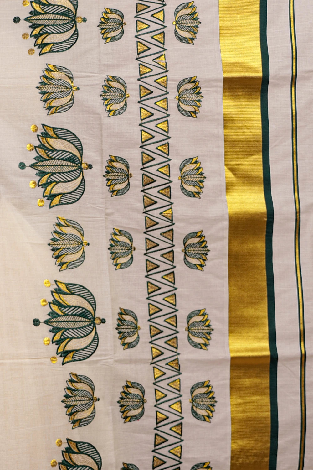 Off White Cotton Kerala Saree
