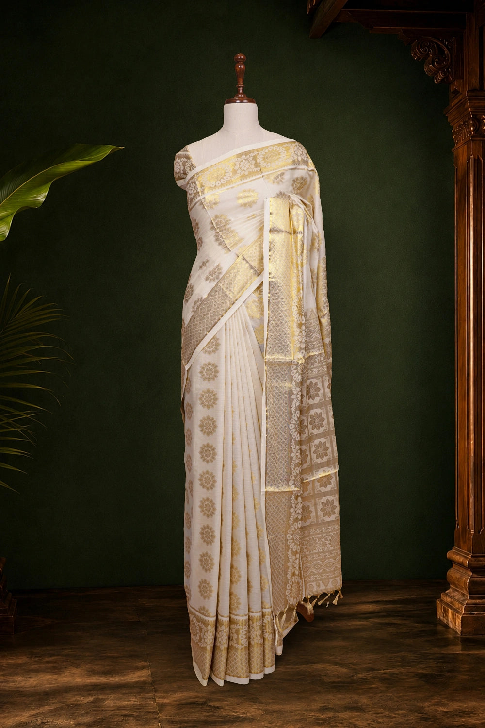 Off White Cotton Kerala Saree