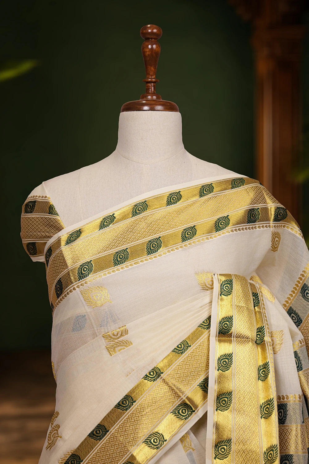 Off White Cotton Kerala Saree