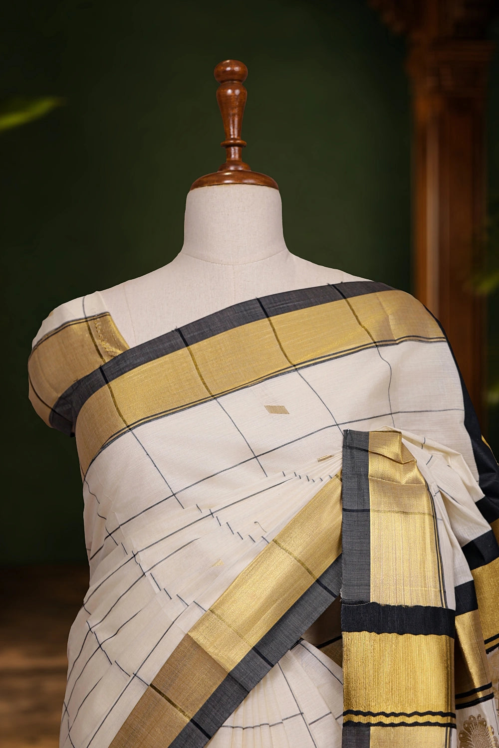 Off White Cotton Kerala Saree