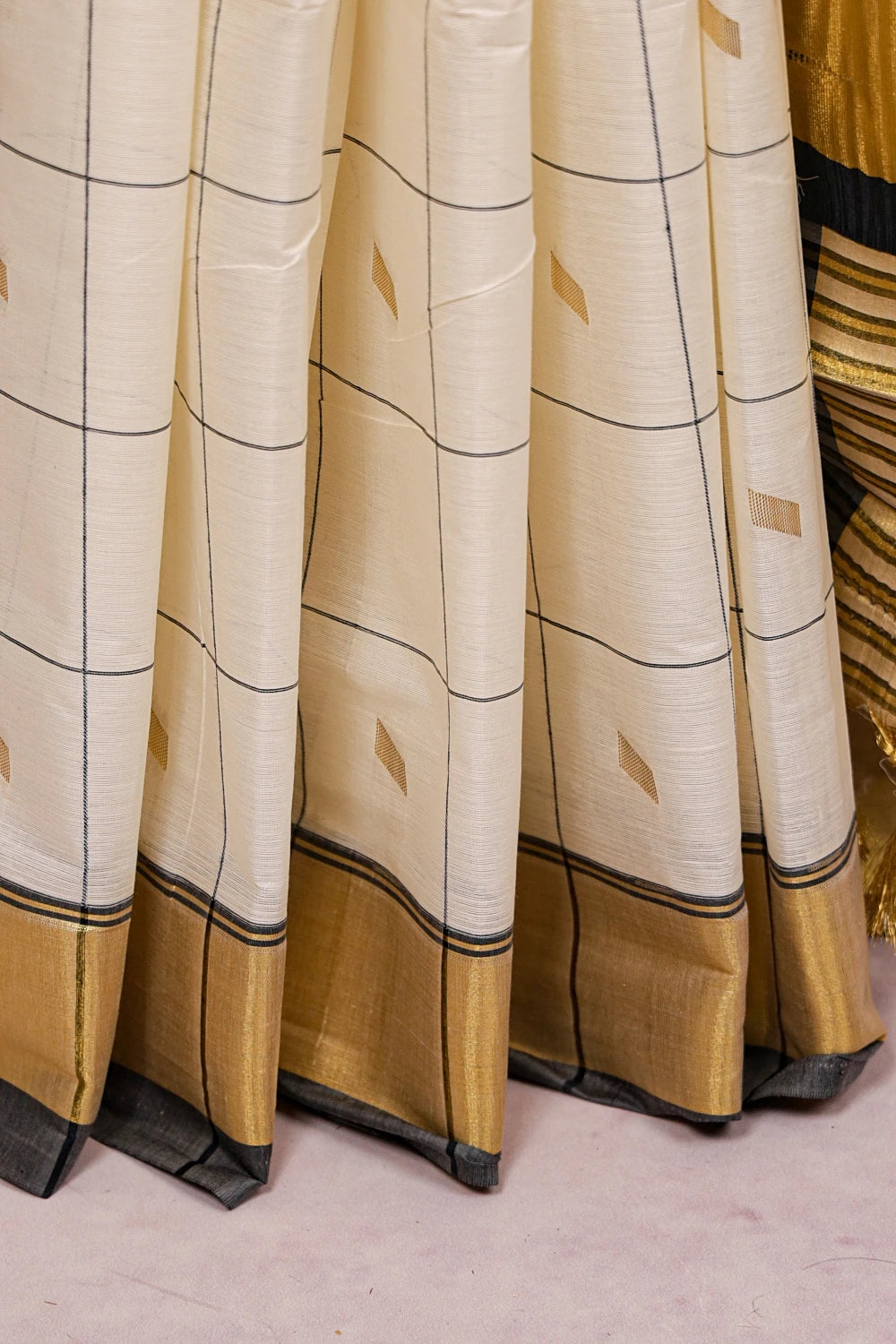 Off White Cotton Kerala Saree
