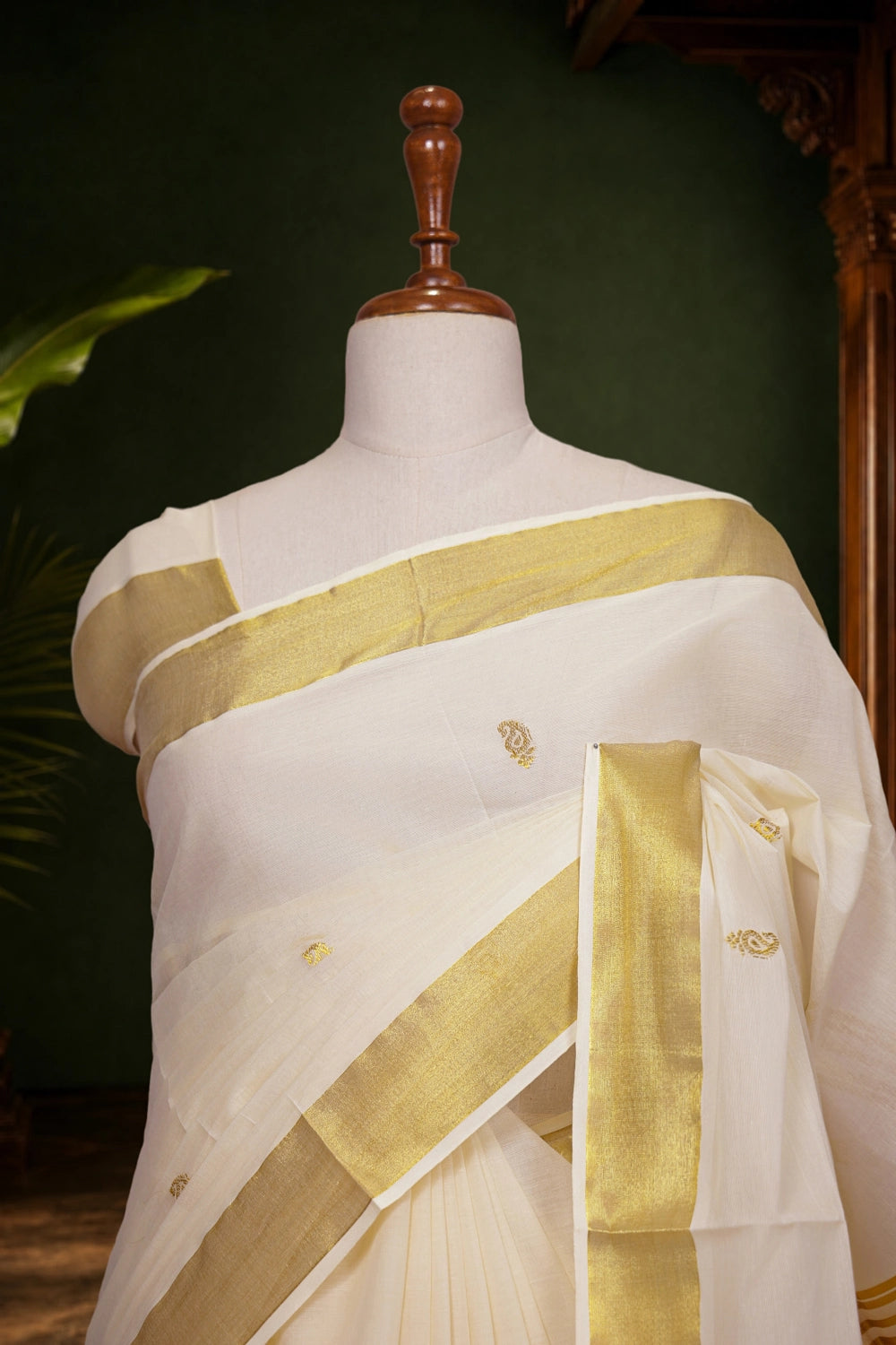 Off White Cotton Kerala Saree
