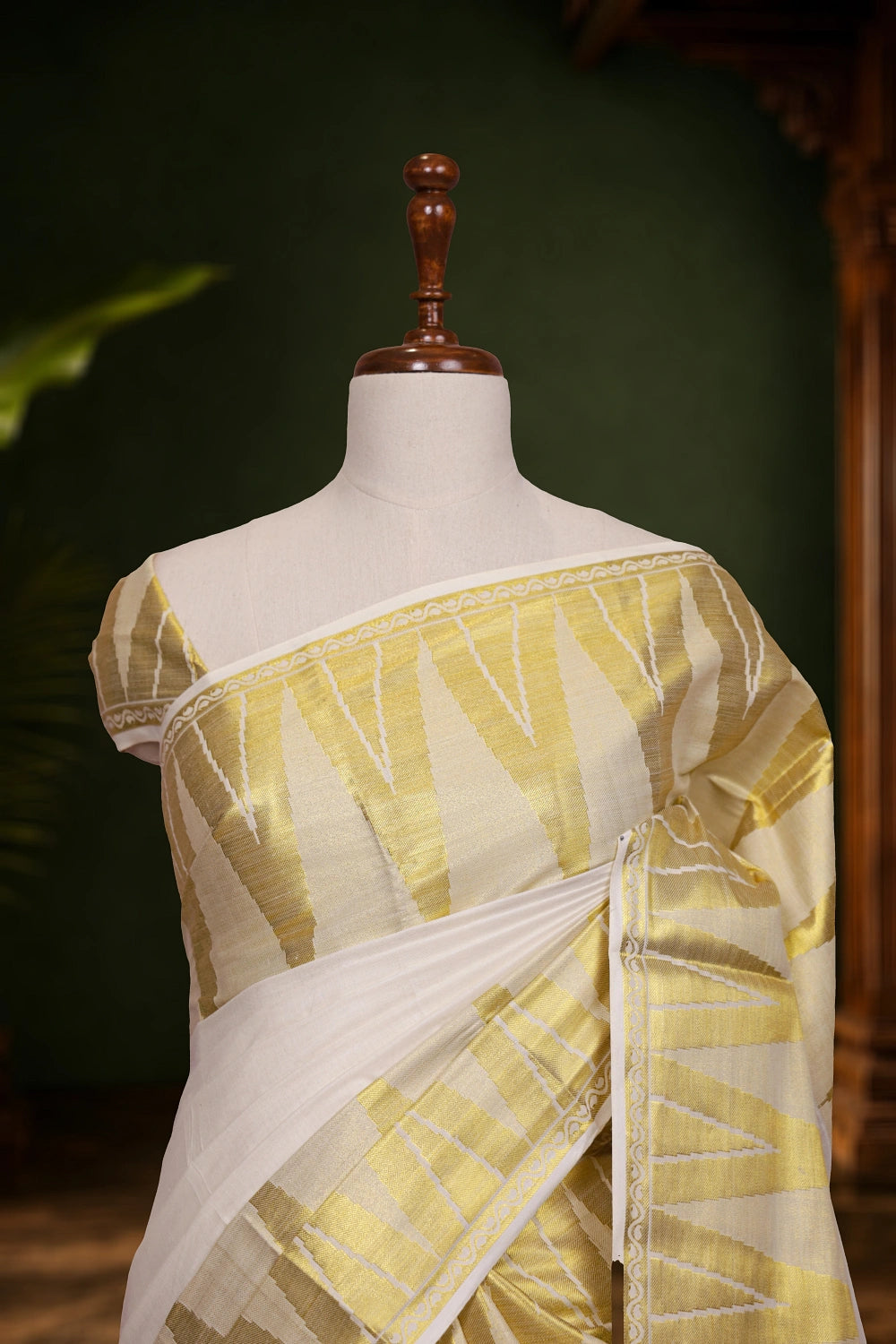 Off White Cotton Kerala Saree