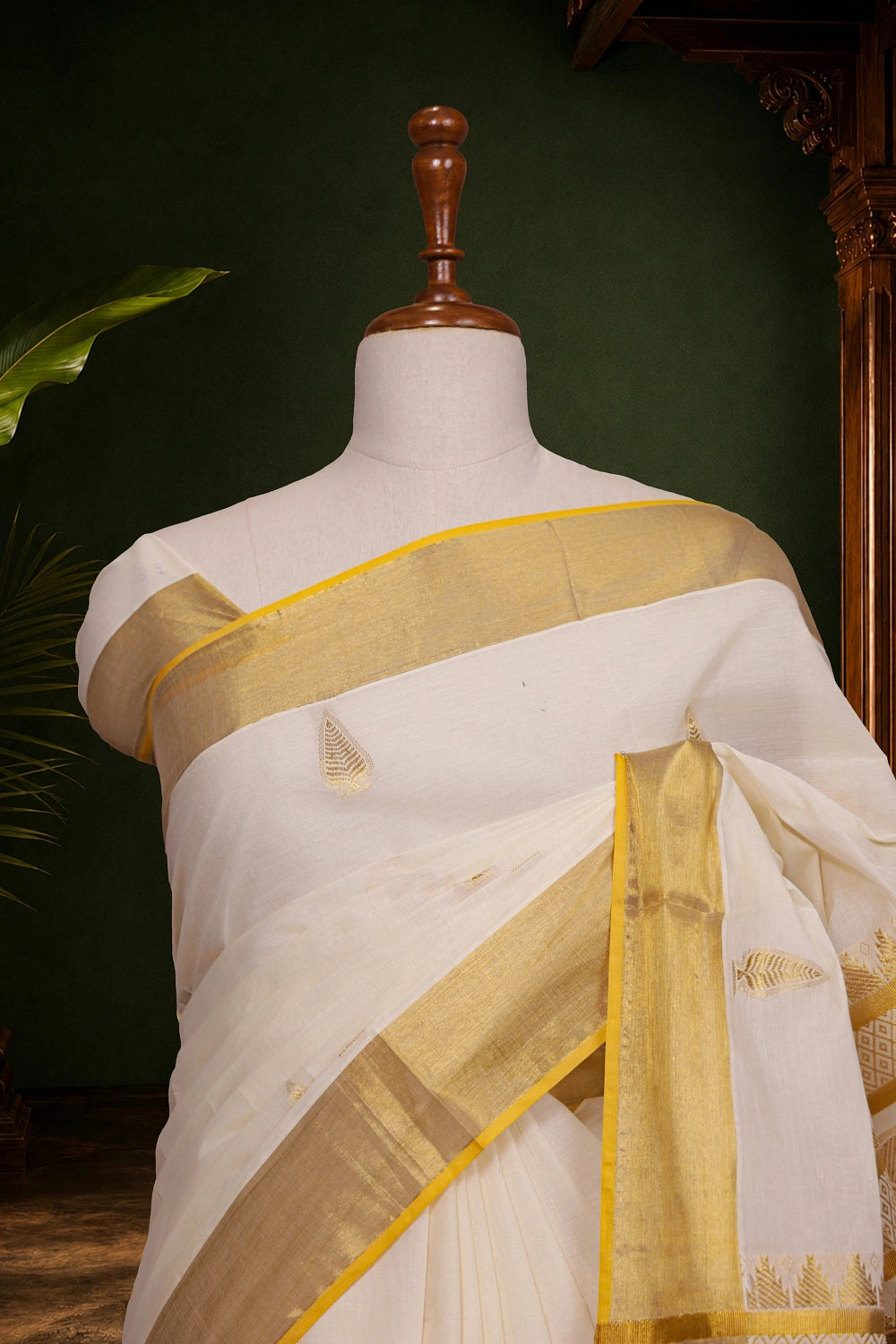 Off White Cotton Kerala Saree