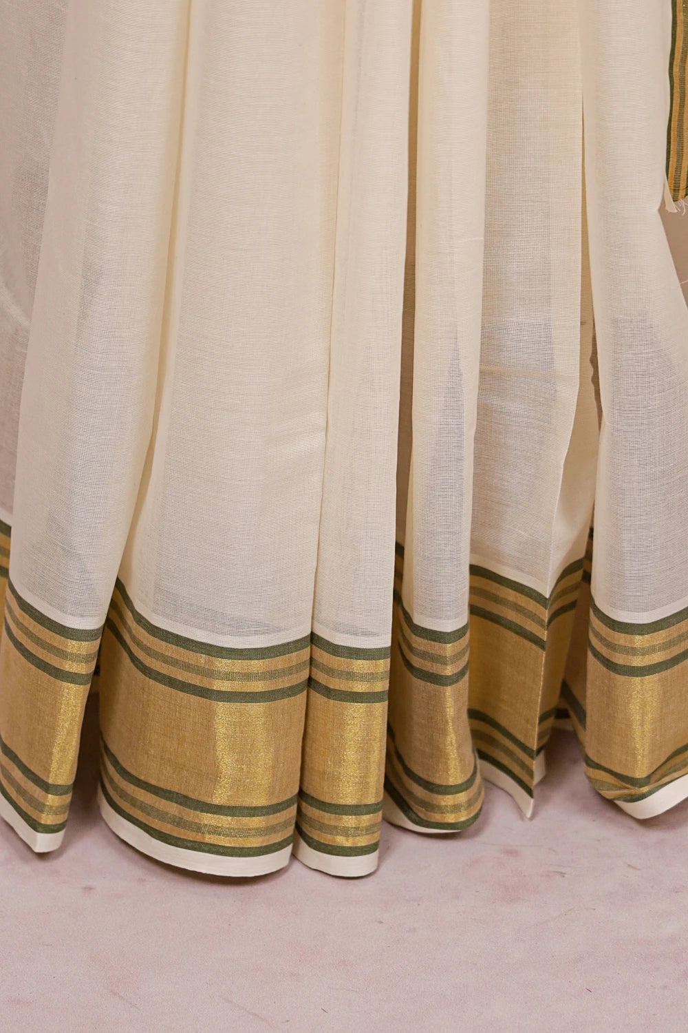 Off White Cotton Kerala Saree