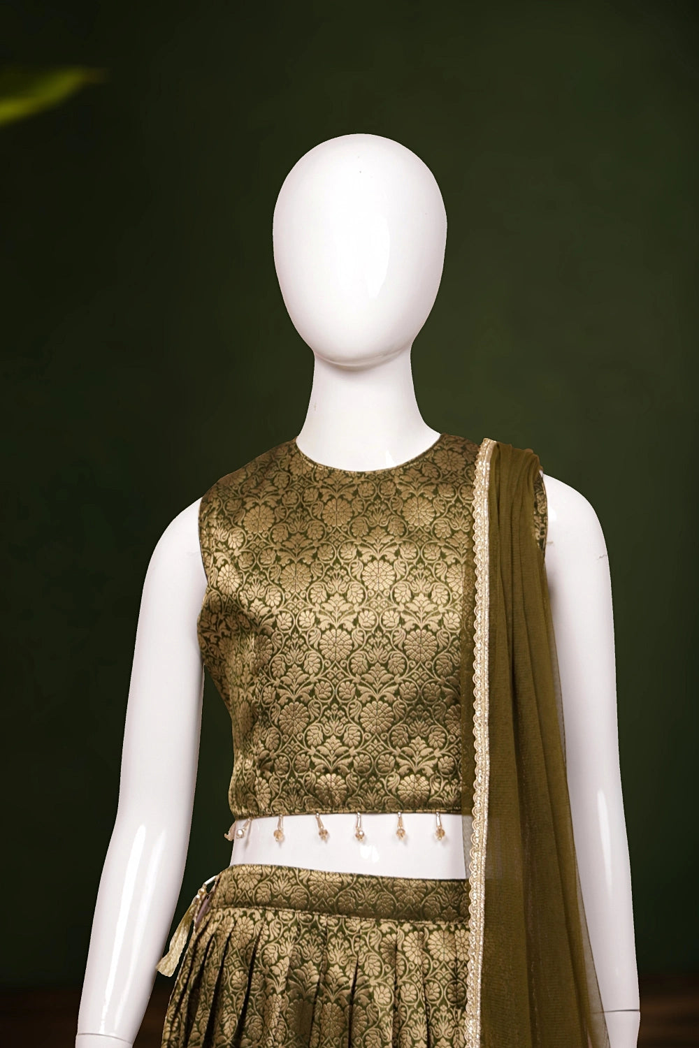 Girls Green Color Banarasi Lacha