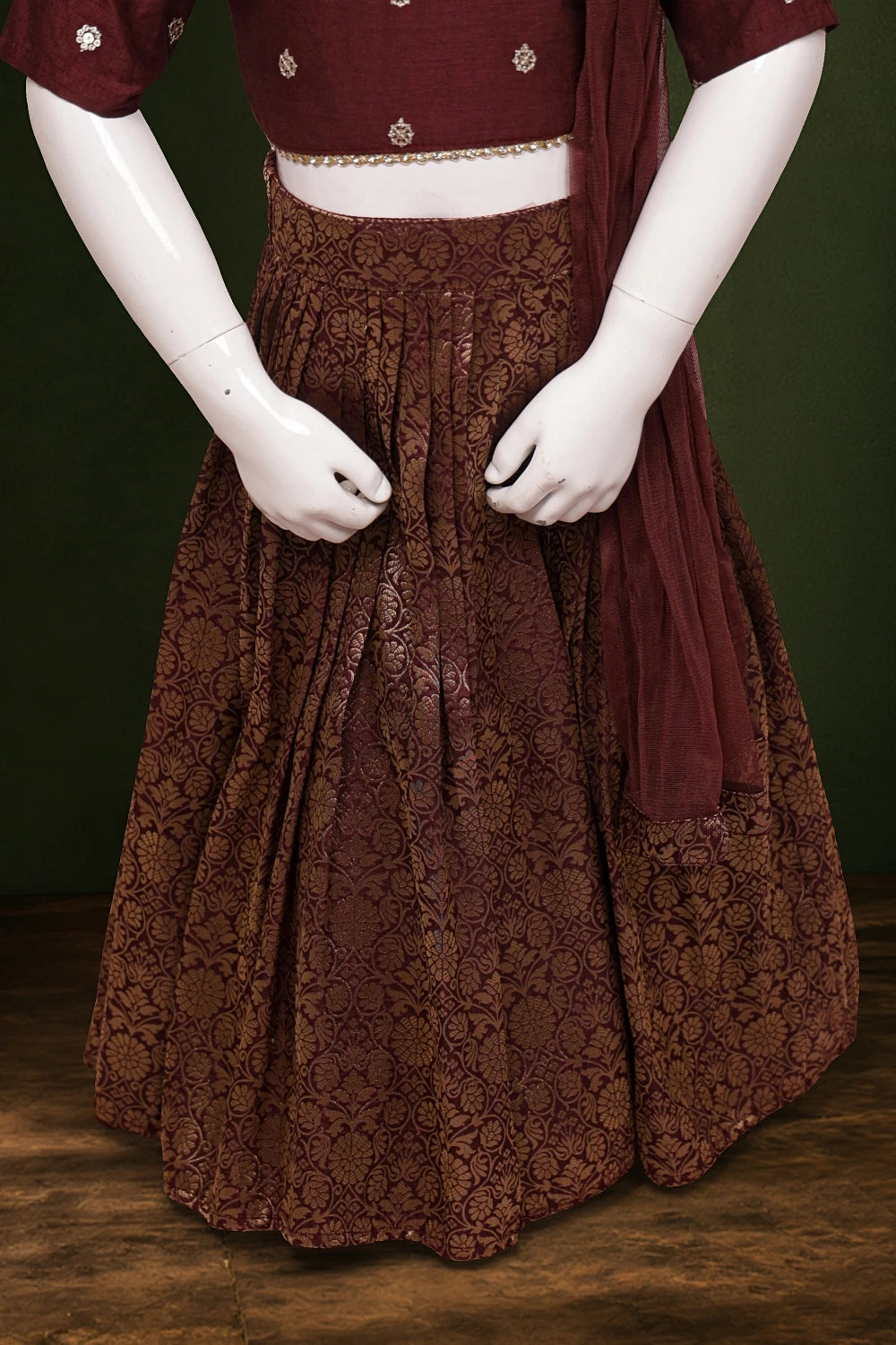 Girls Brown Color Banarasi Lacha