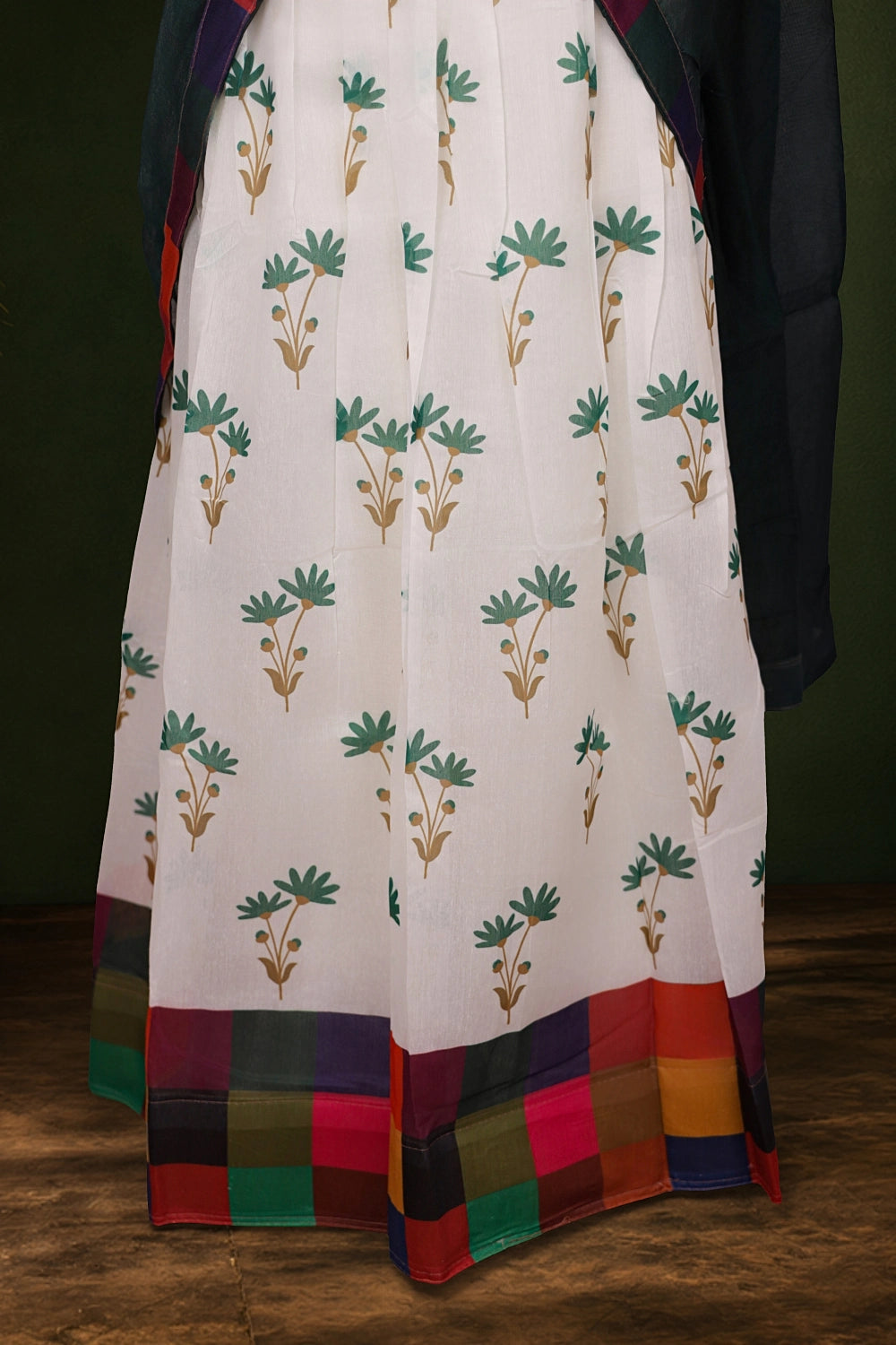 White Color Kanchi Cotton Dhavani Set