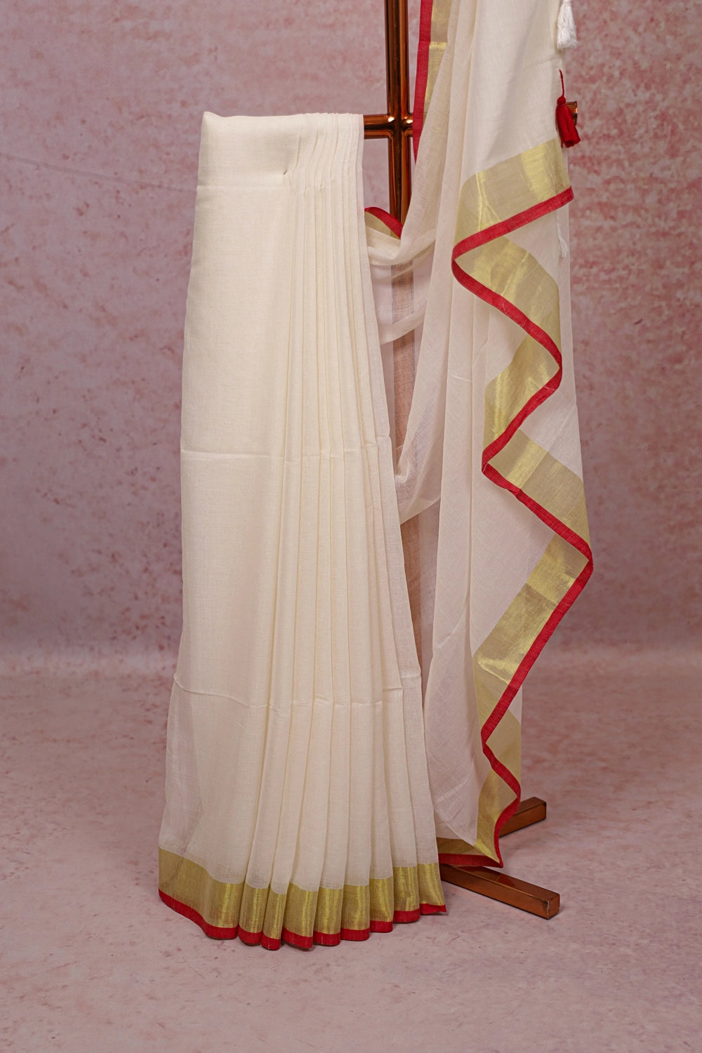 Off White Mul Cotton Kerala Saree