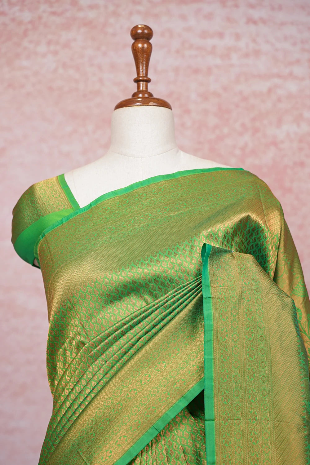 Parrot Green Kancheepuram Semi Silk Saree - Seematti