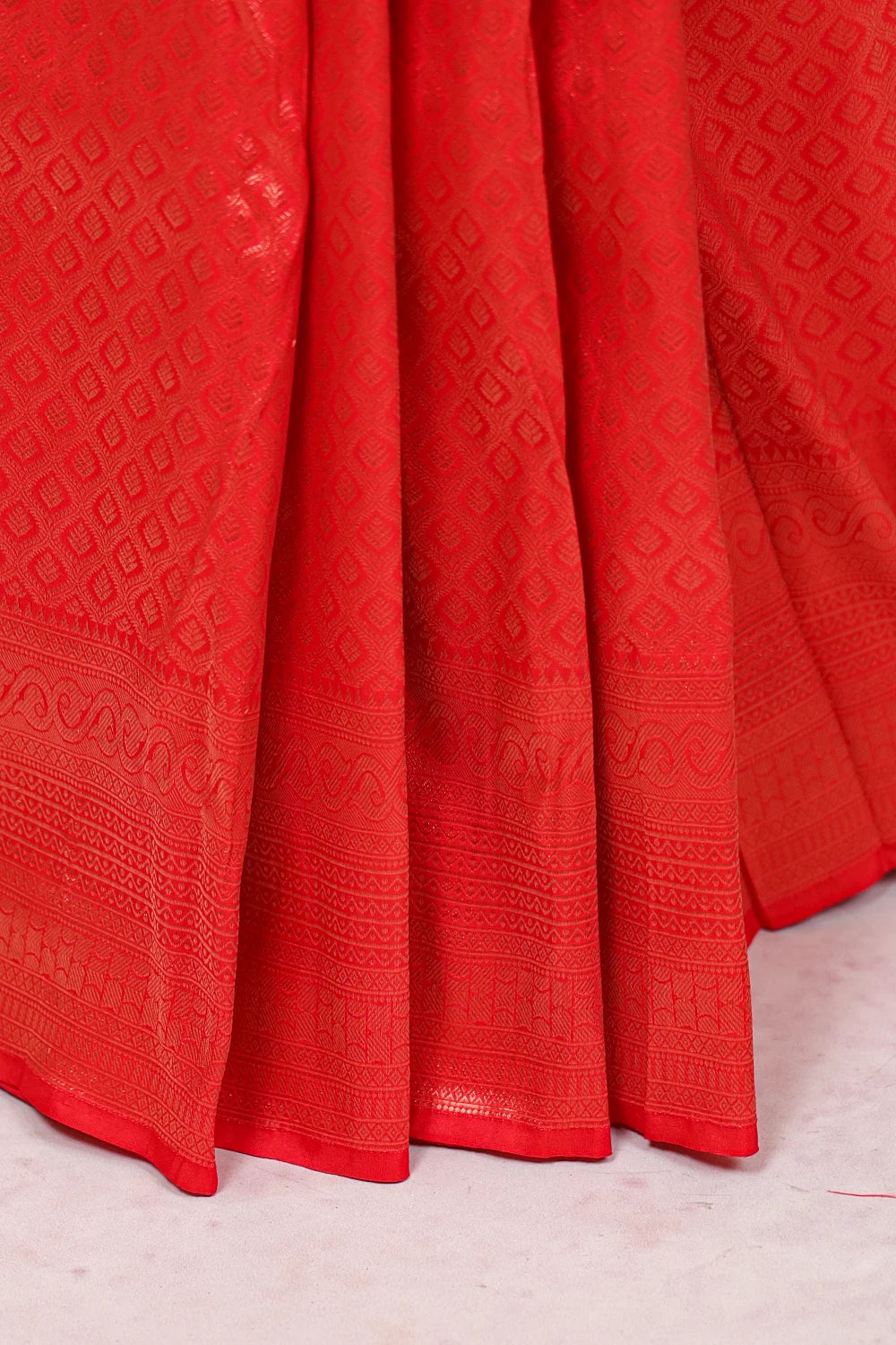 Cilly Red Kancheepuram Semi Silk Saree