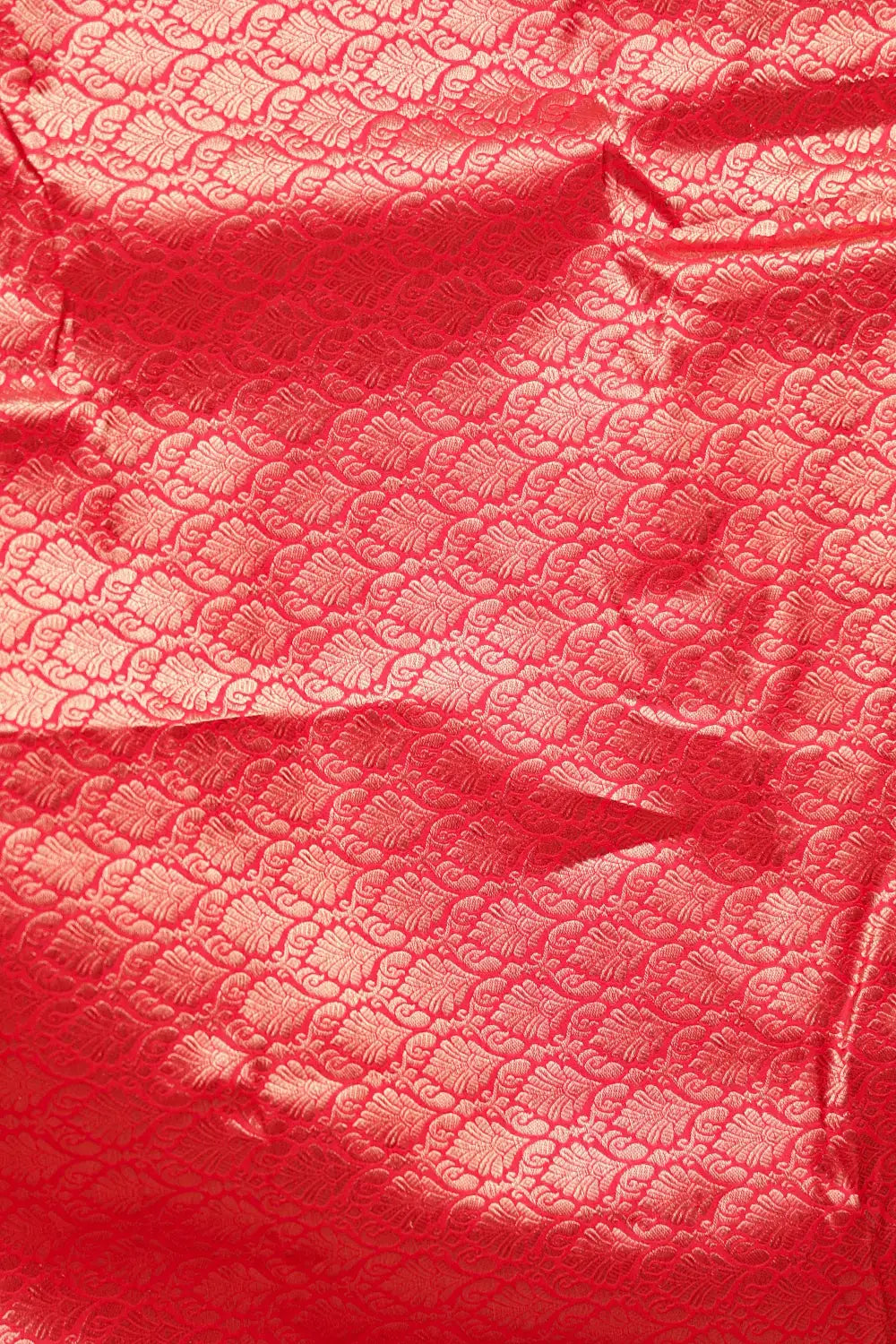 Cilly Red Kancheepuram Semi Silk Saree