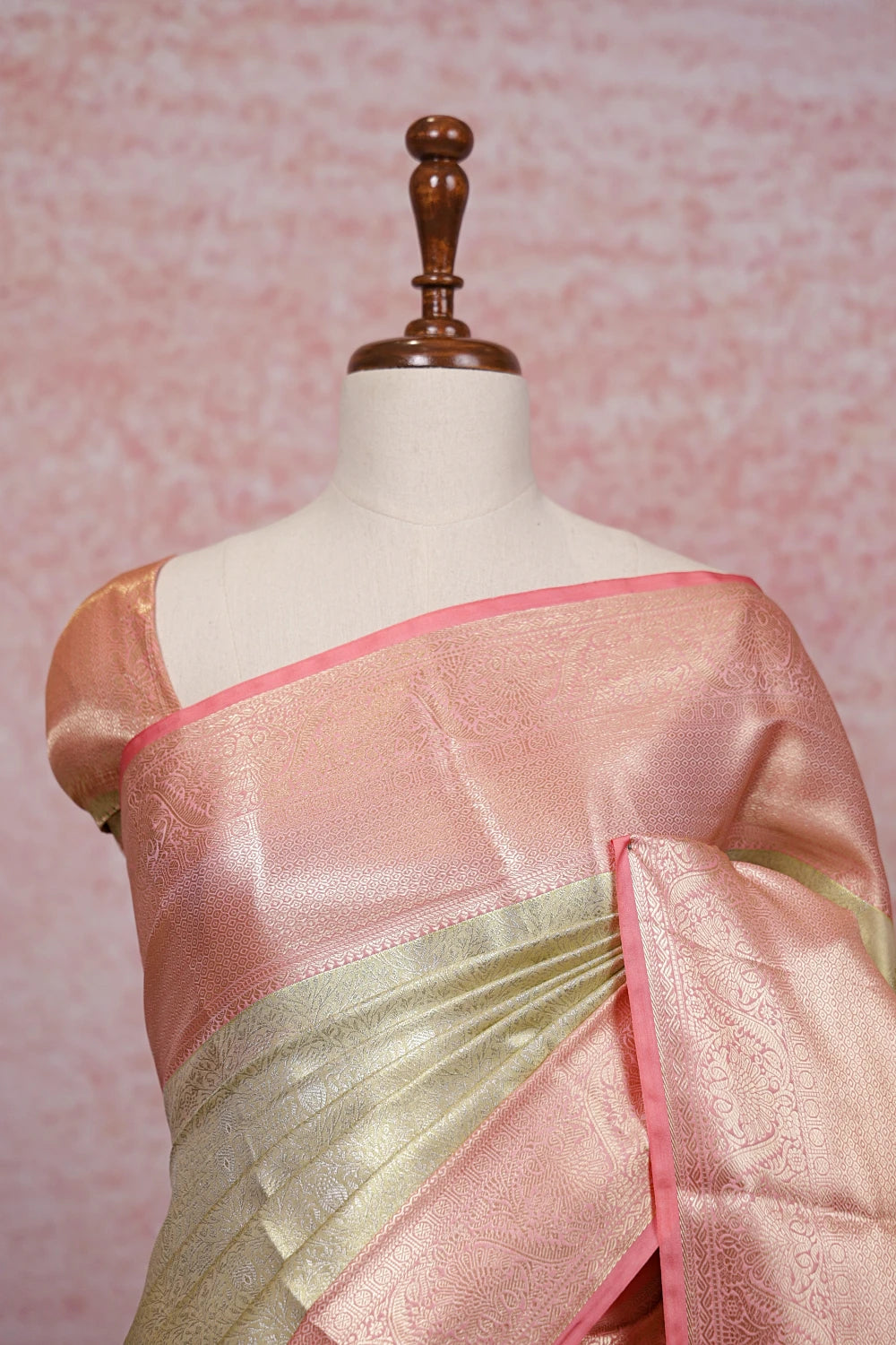 Gold Semi Tissue Silk Kancheepuram Saree