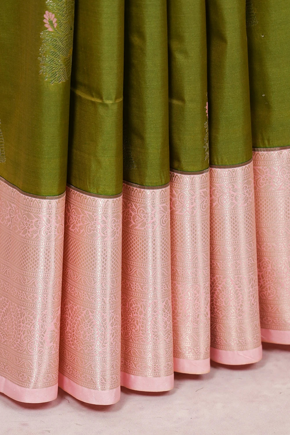 Mehandi Green Semi Kancheepuram Saree