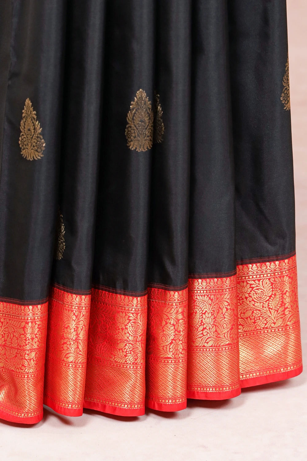 Black Semi Kancheepuram Saree