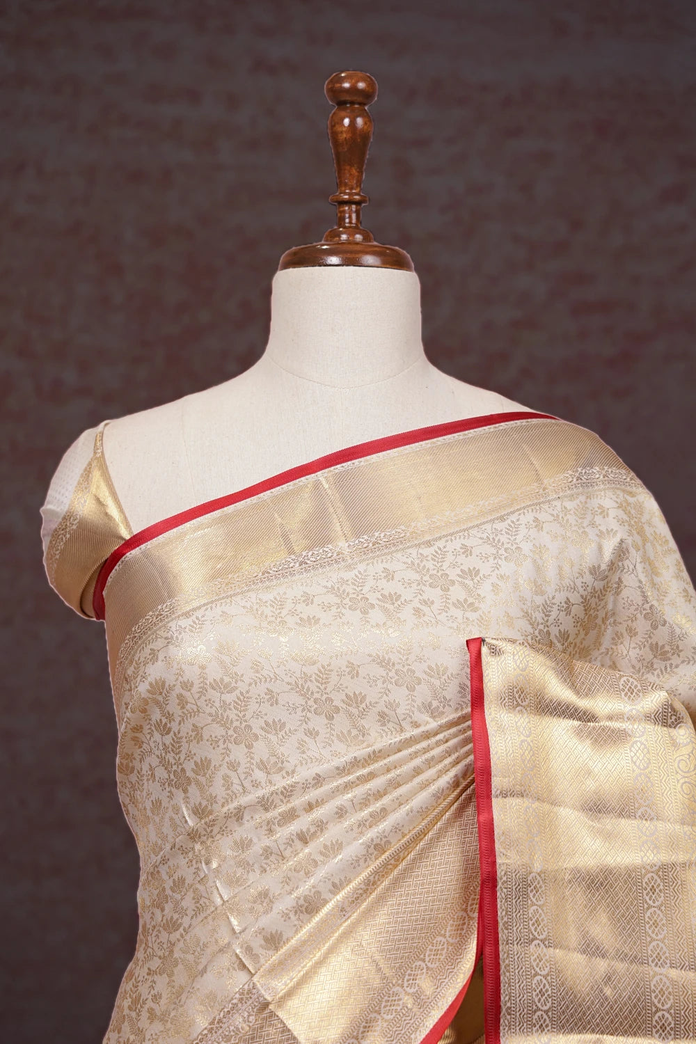 Off White Semi Kancheepuram Saree