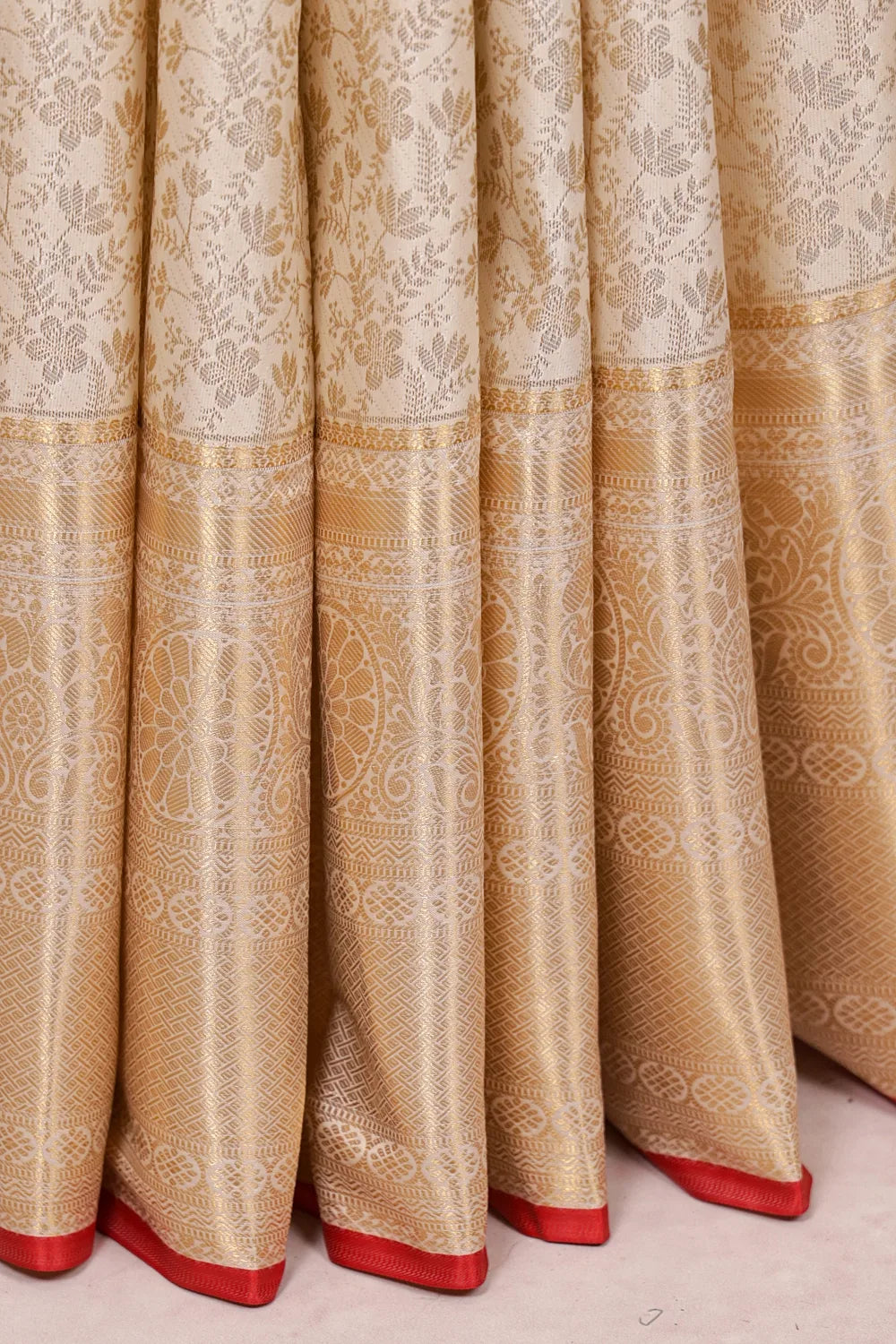 Off White Semi Kancheepuram Saree
