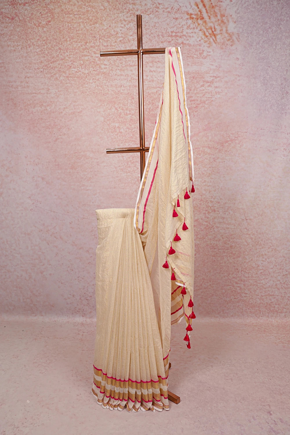 Off White Mul Cotton Kerala Saree