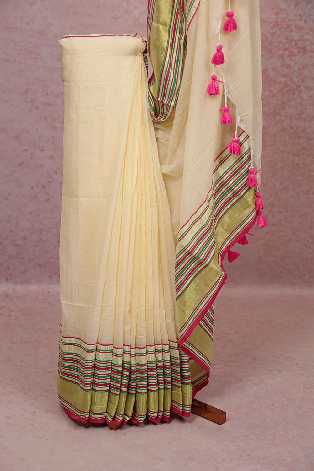 Dark Cream Mul Cotton Kerala Saree