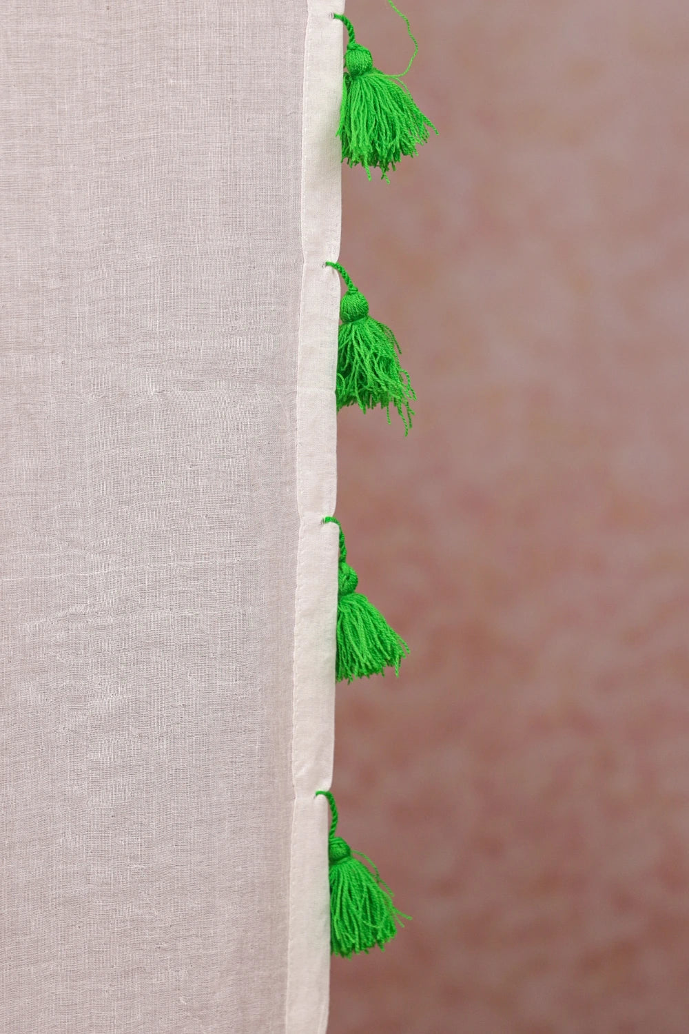 Off White Mul Cotton Kerala Saree