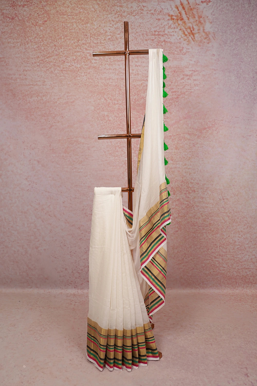 Off White Mul Cotton Kerala Saree