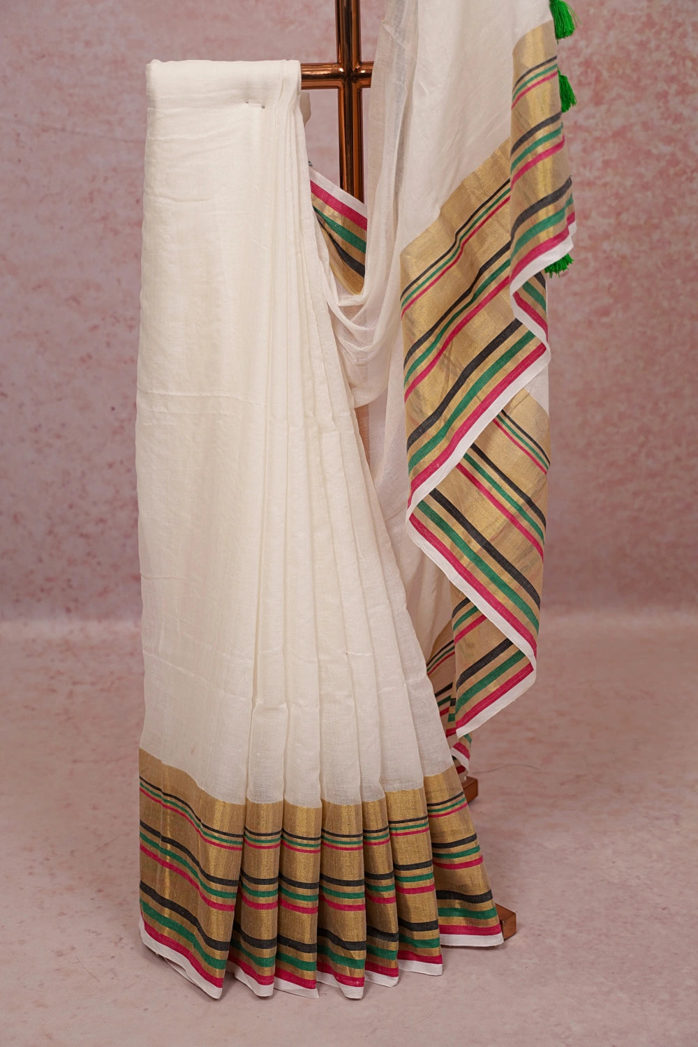 Off White Mul Cotton Kerala Saree