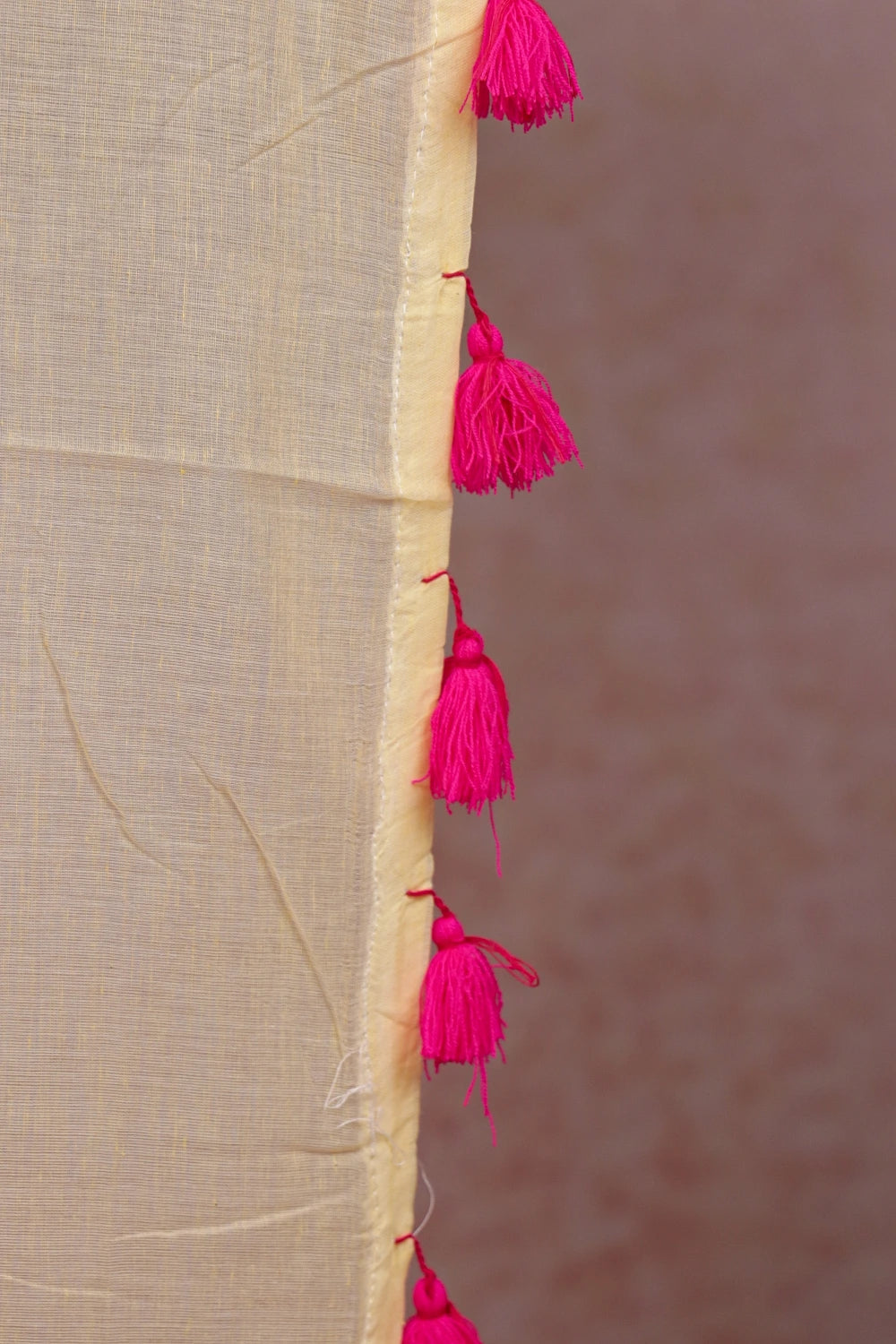 Dark Cream Mul Cotton Kerala Saree