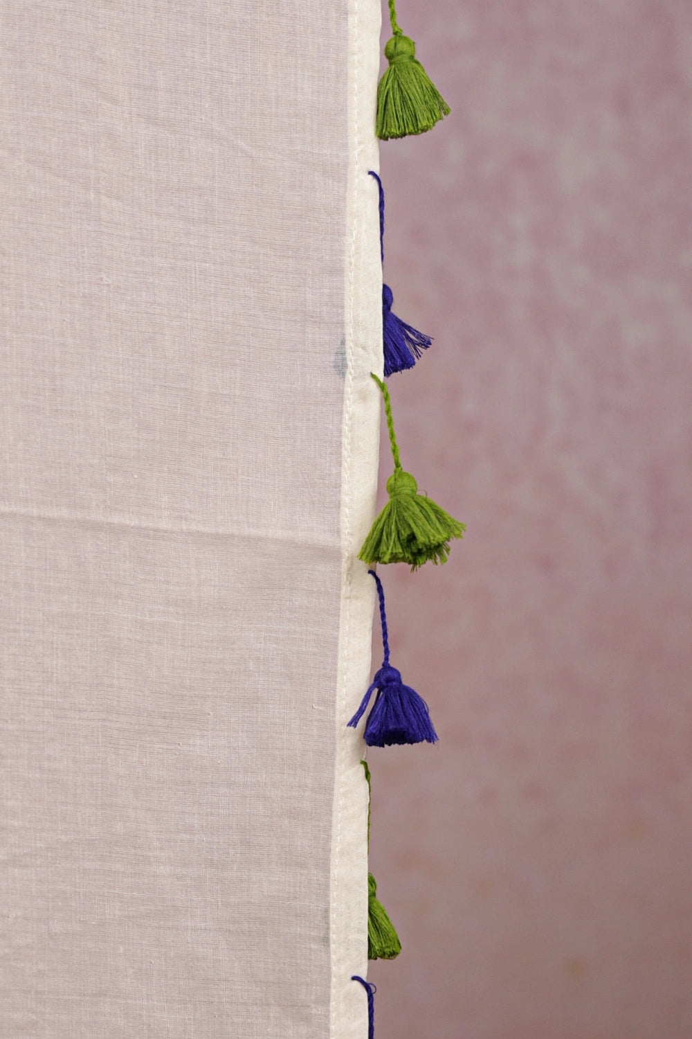 Off White Mul Cotton Kerala Saree