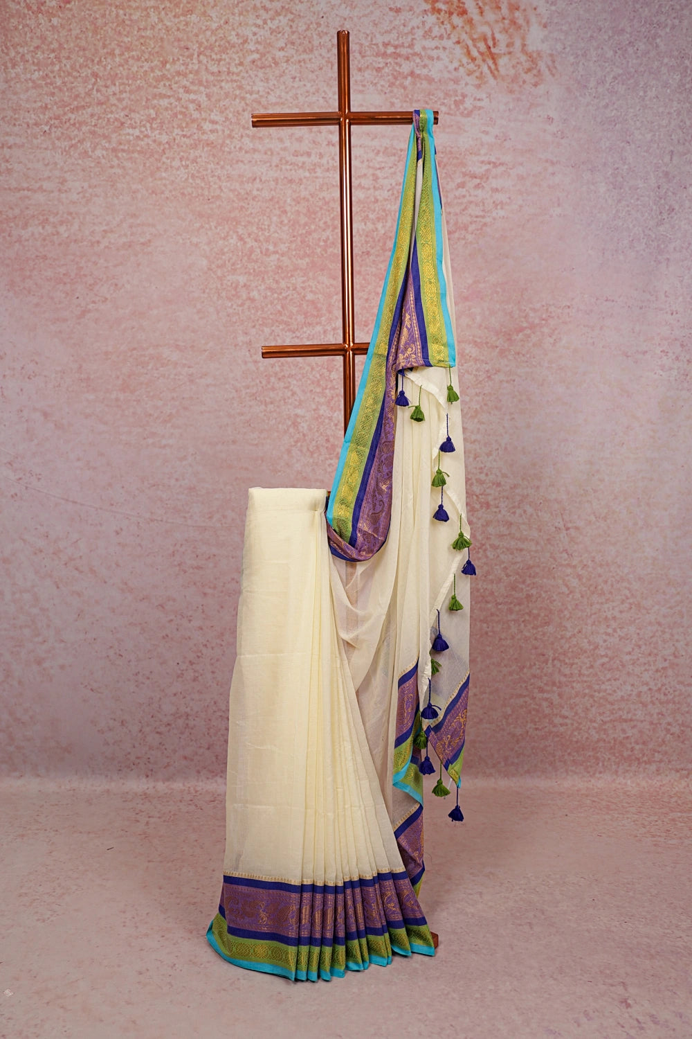 Off White Mul Cotton Kerala Saree