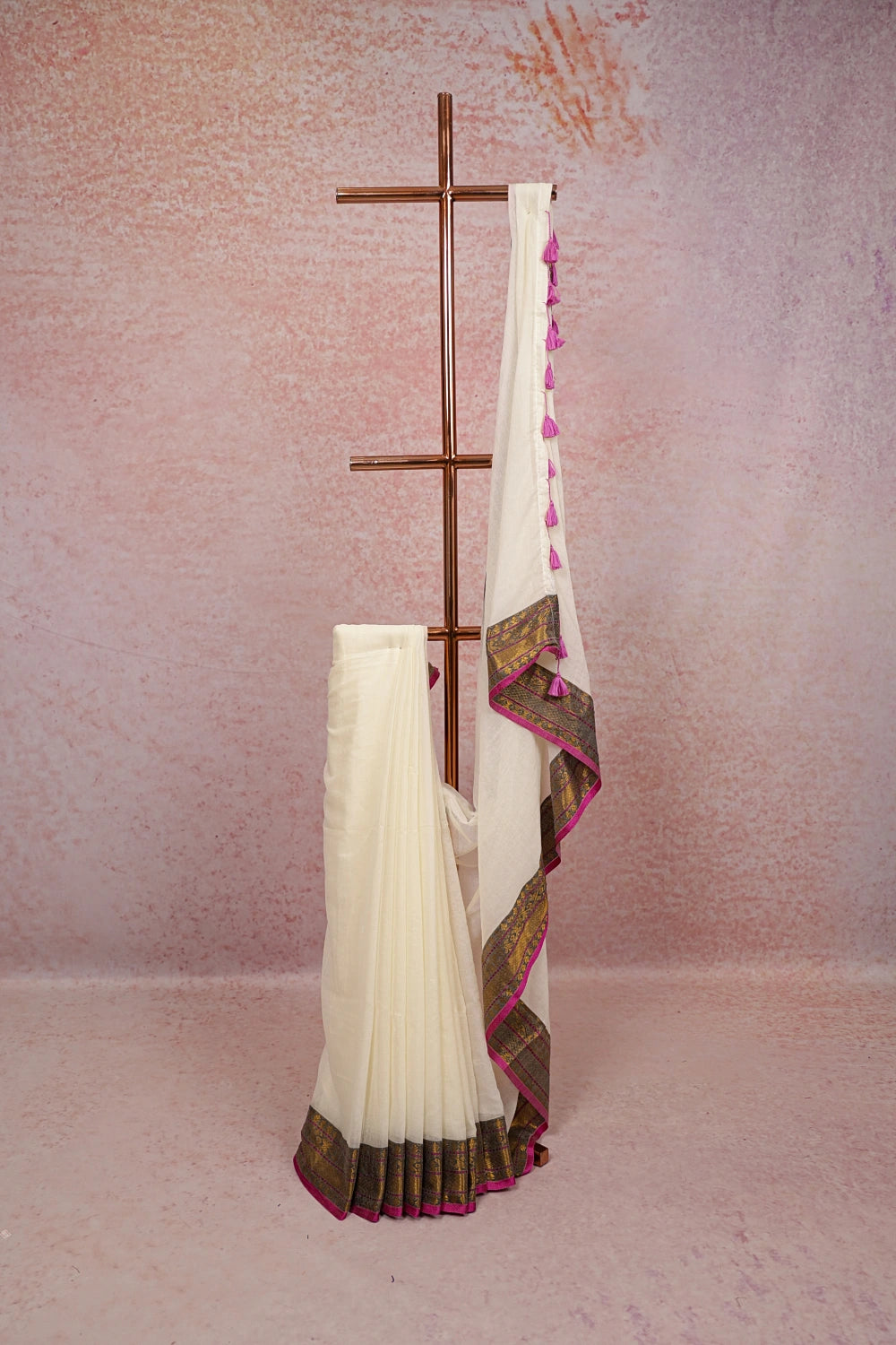 Off White Mul Cotton Kerala Saree