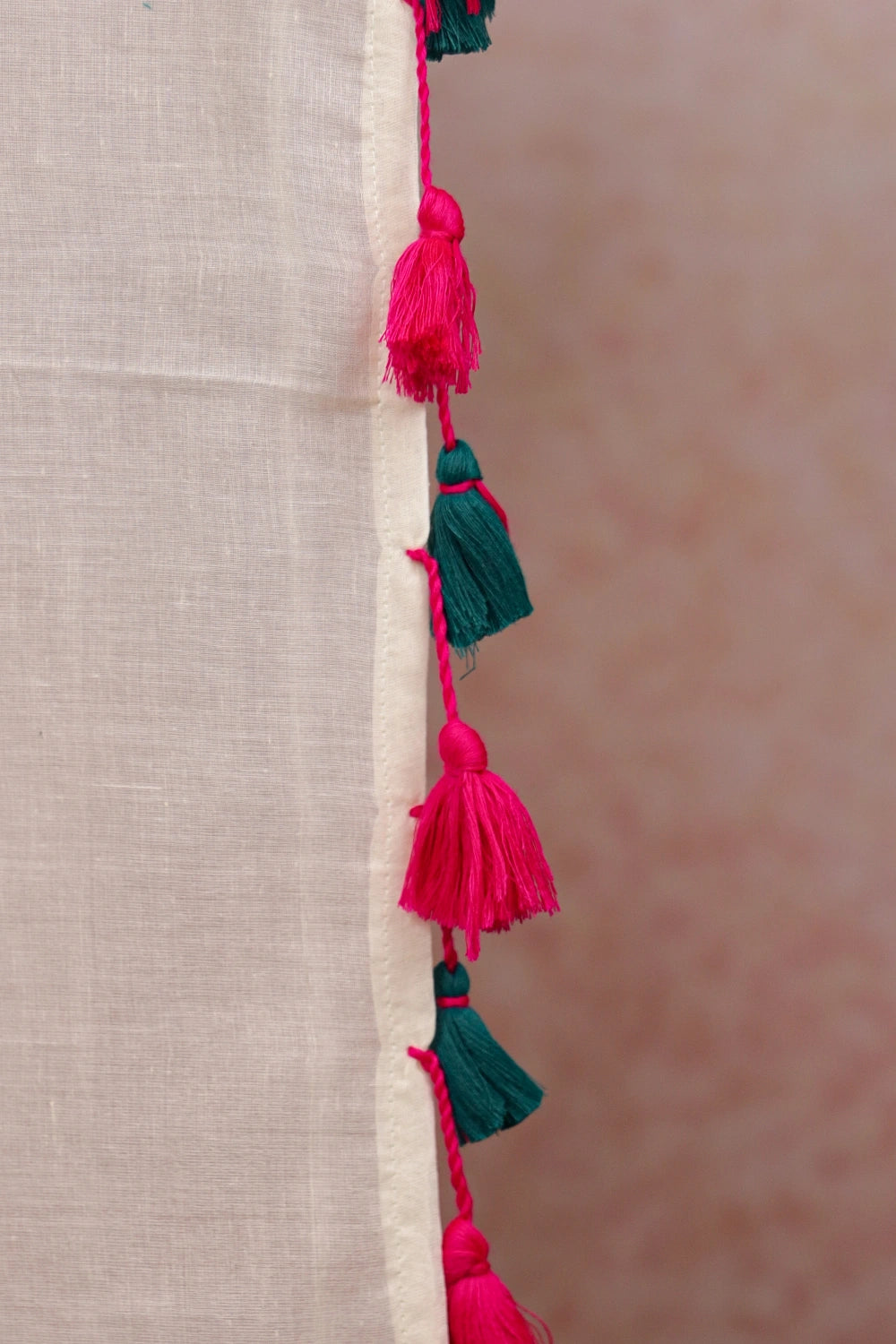 Off White Mul Cotton Kerala Saree