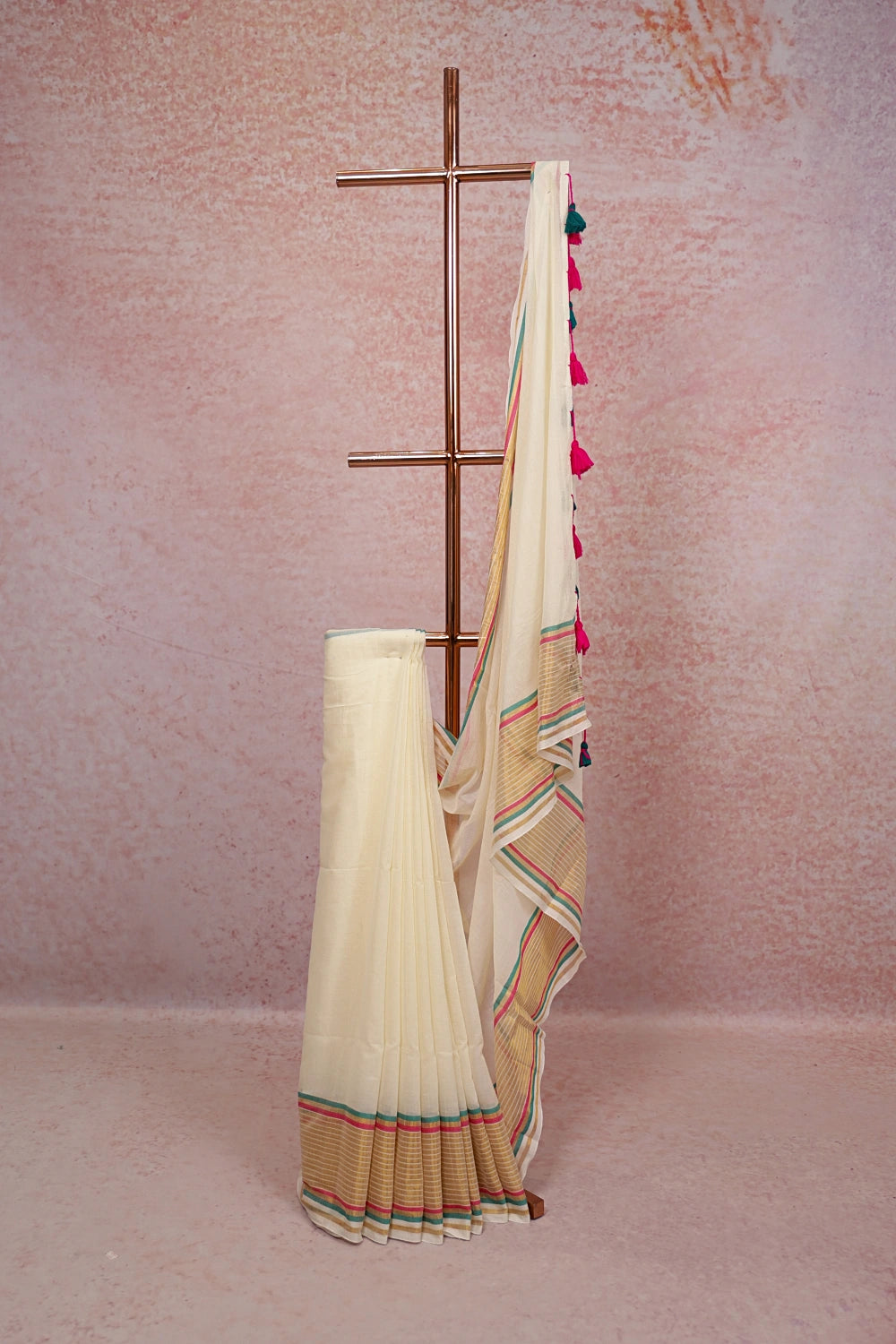 Off White Mul Cotton Kerala Saree