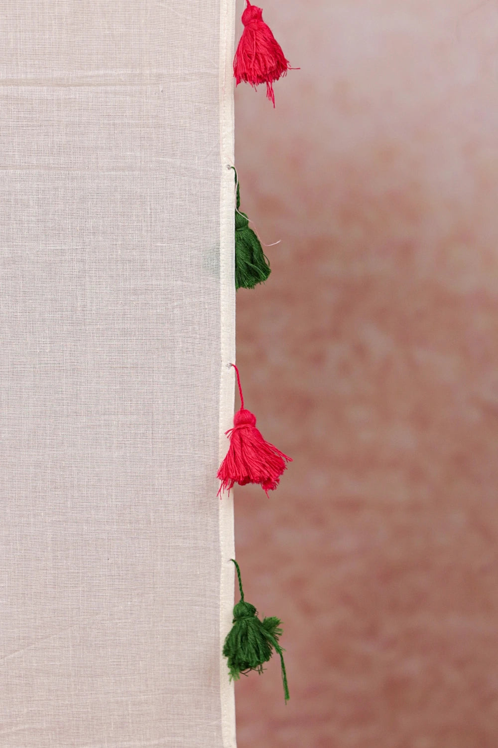 Off White Mul Cotton Kerala Saree