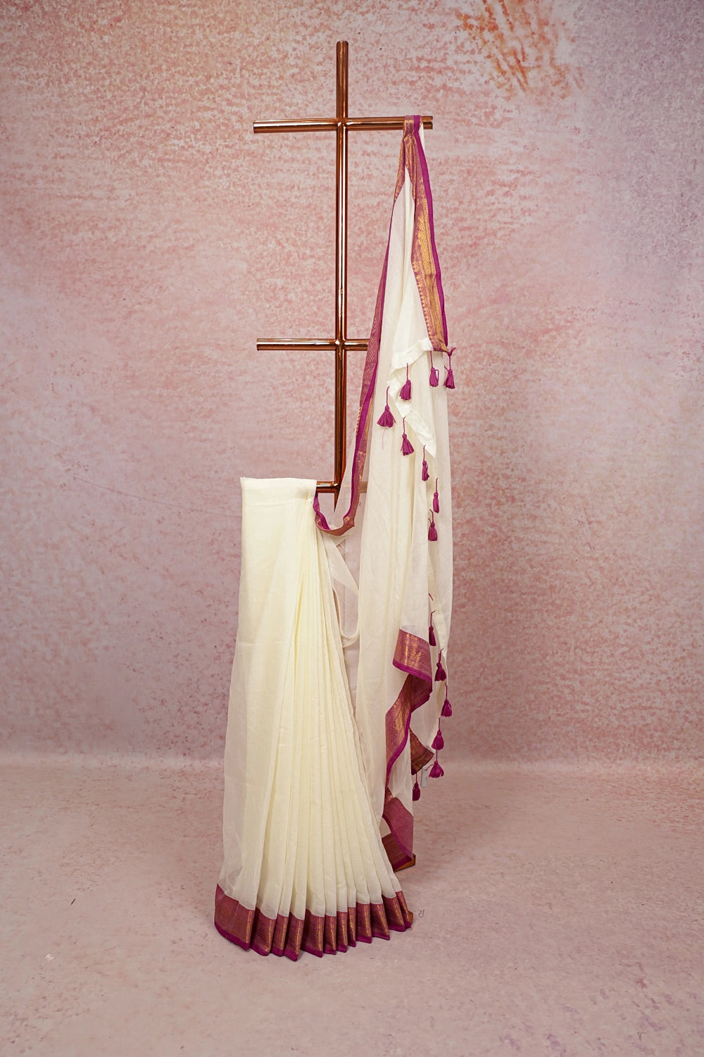 Off White Mul Cotton Kerala Saree