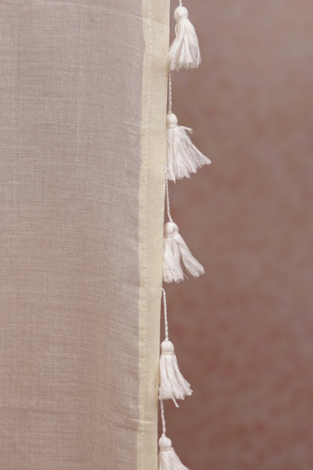 Off White Mul Cotton Kerala Saree