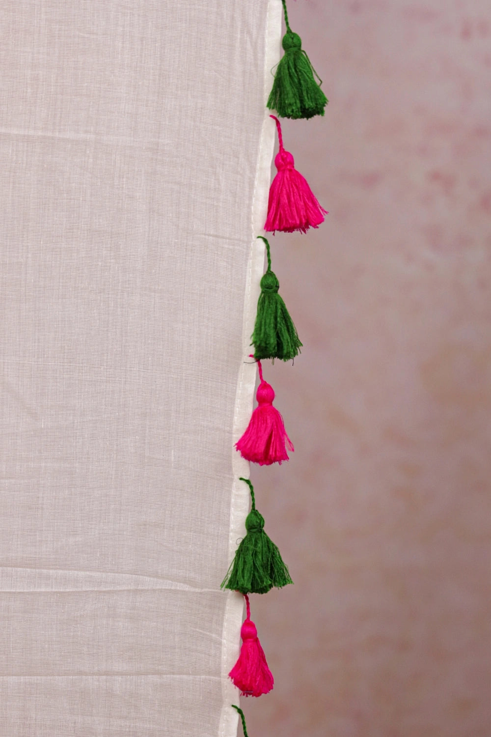 Off White Mul Cotton Kerala Saree