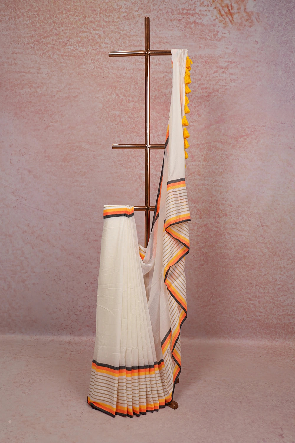 Off White Mul Cotton Kerala Saree